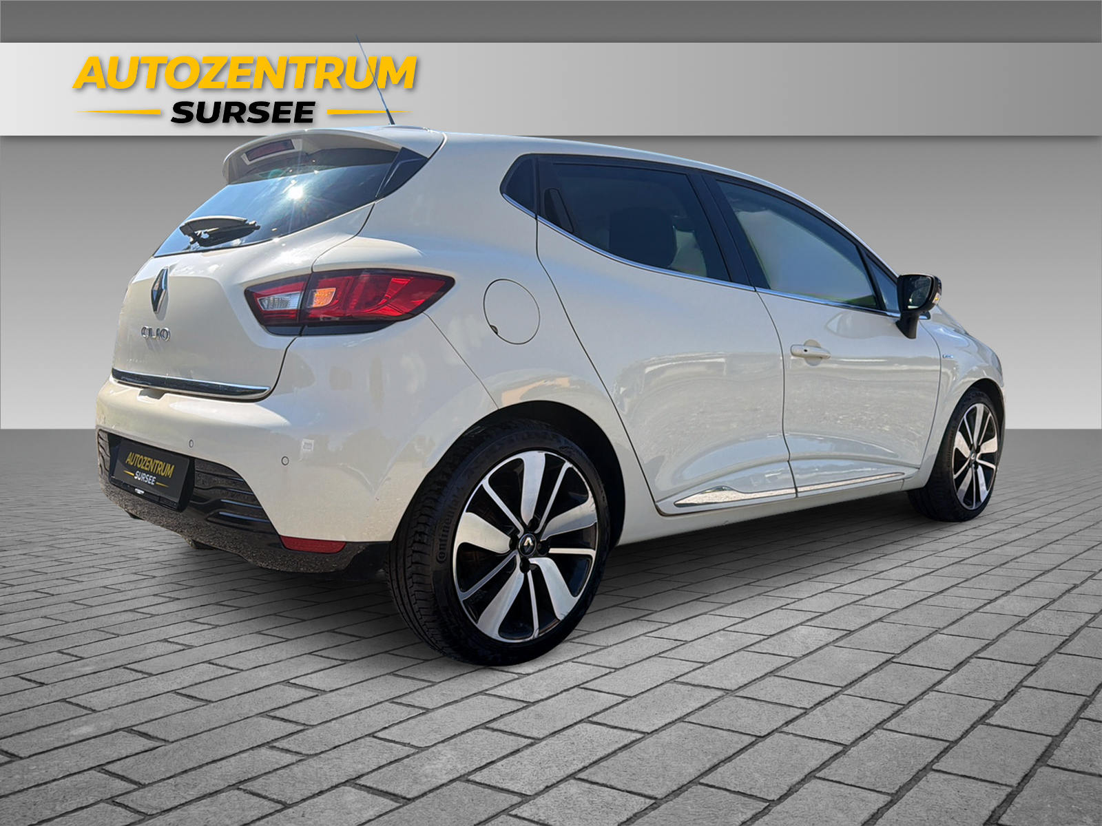 RENAULT Clio 1.2 TCe 120 Iconic S/S-image-7