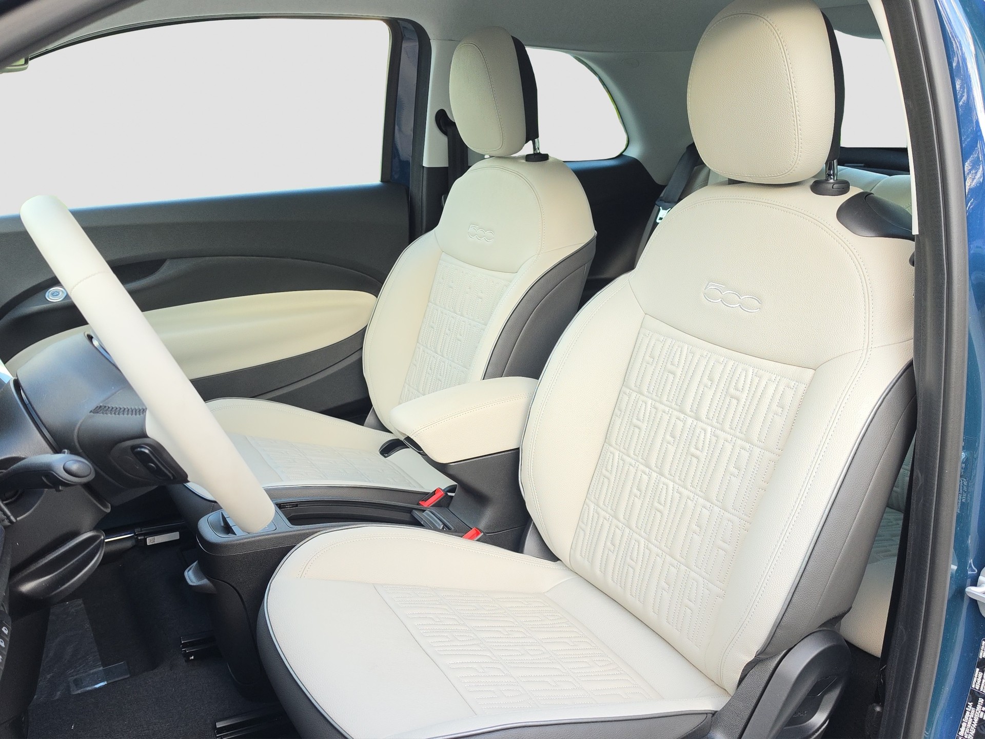 FIAT 500 electric 42kWh La Prima-image-7