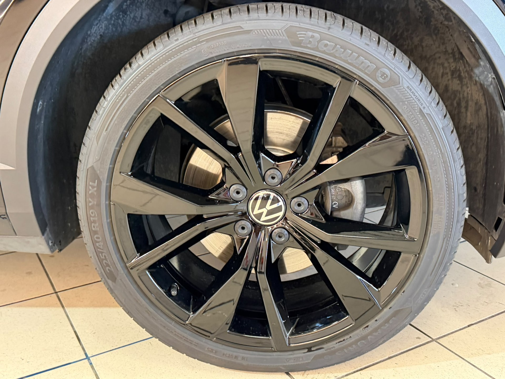 VW T-Roc 2.0 TDI SCR R-Line 4Motion DSG-image-4