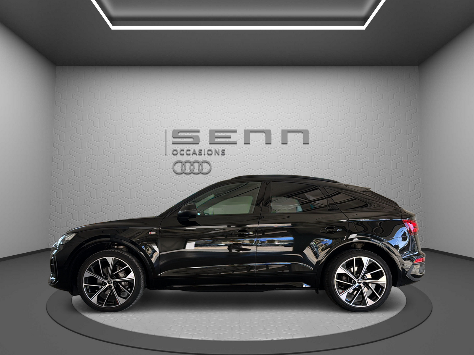 AUDI Q5 Sportback 45 TFSI S line quattro S-tronic-image-2