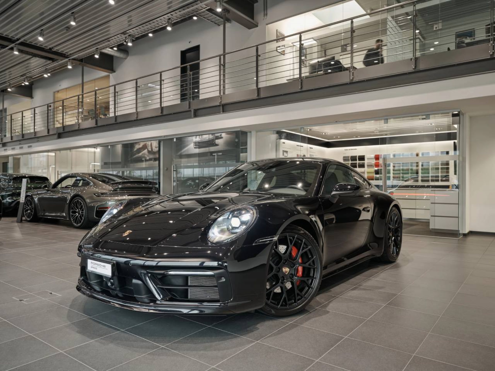 PORSCHE 911 Carrera 4S-image-7