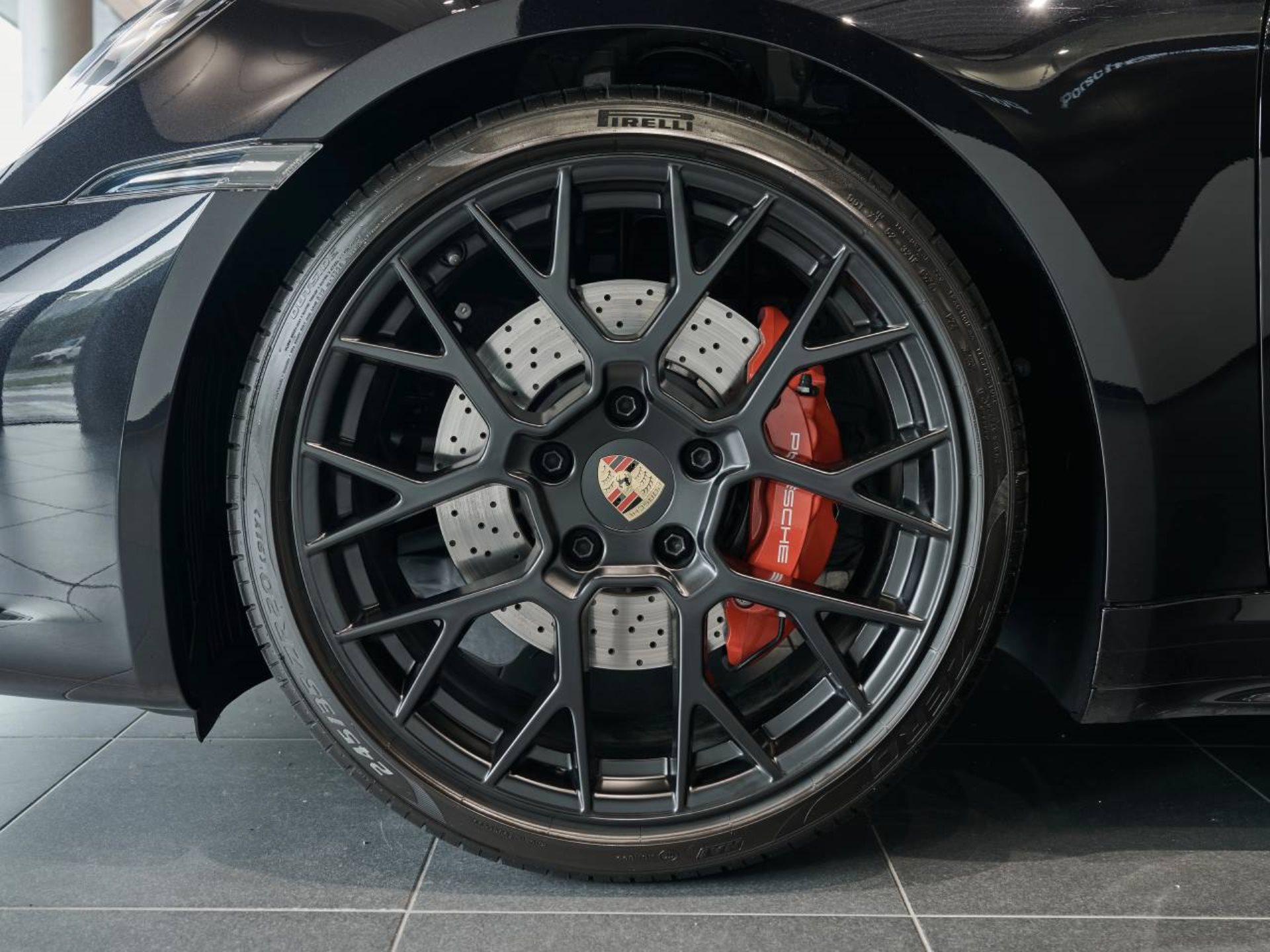 PORSCHE 911 Carrera 4S-image-27