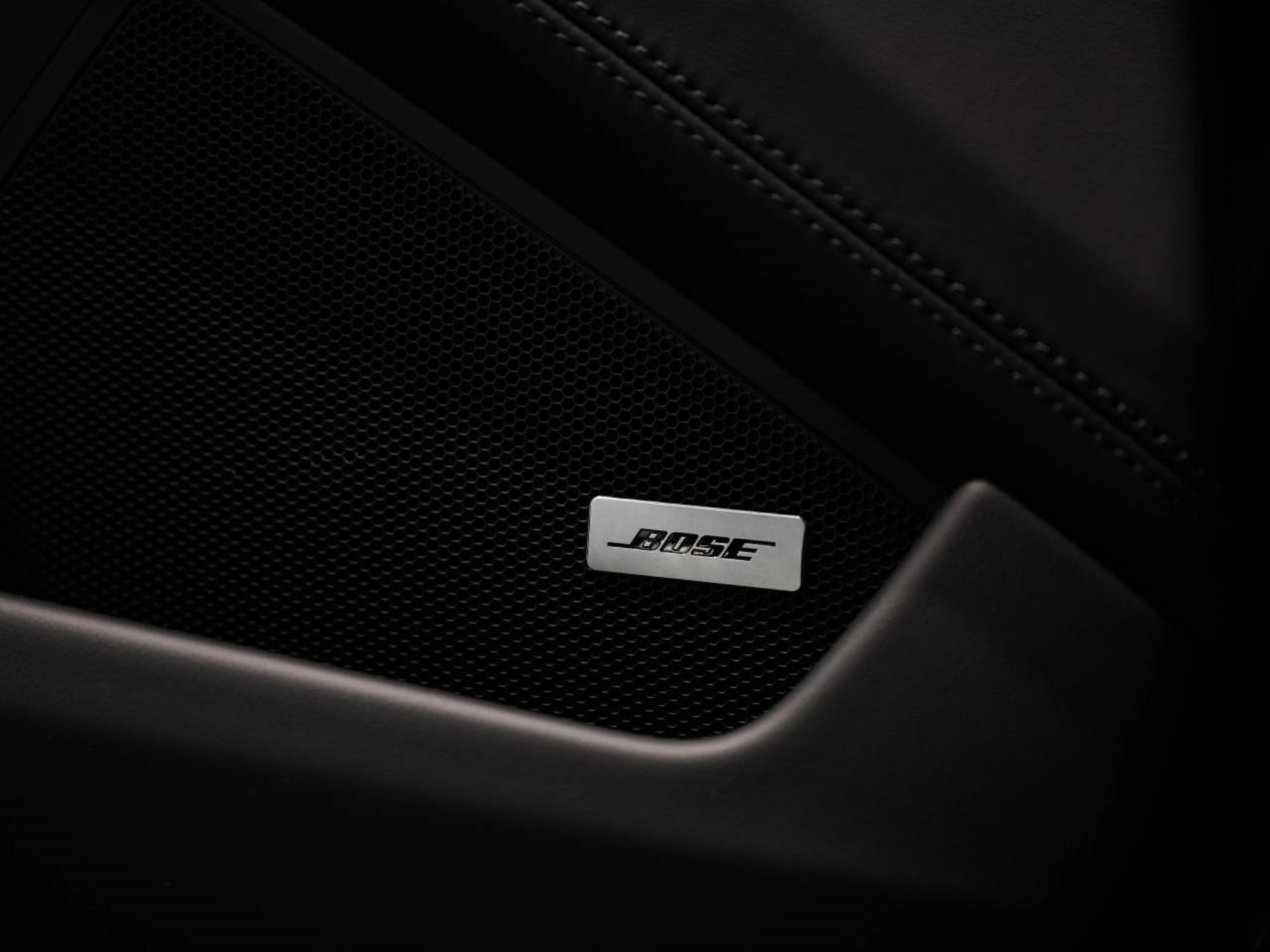 PORSCHE 911 Carrera 4S-image-31