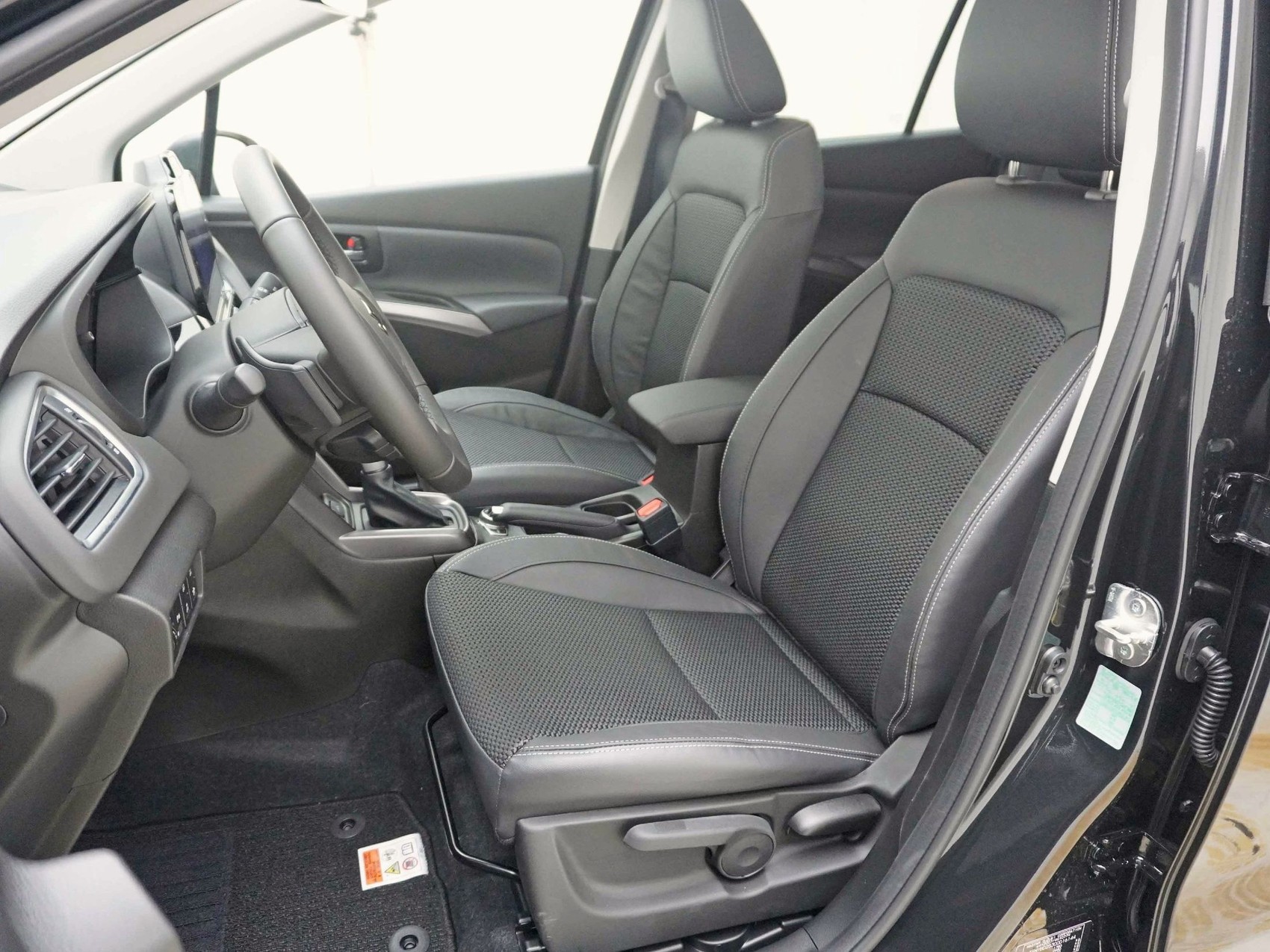 SUZUKI S-Cross 1.4 T Compact Top Hybrid 4x4-image-6