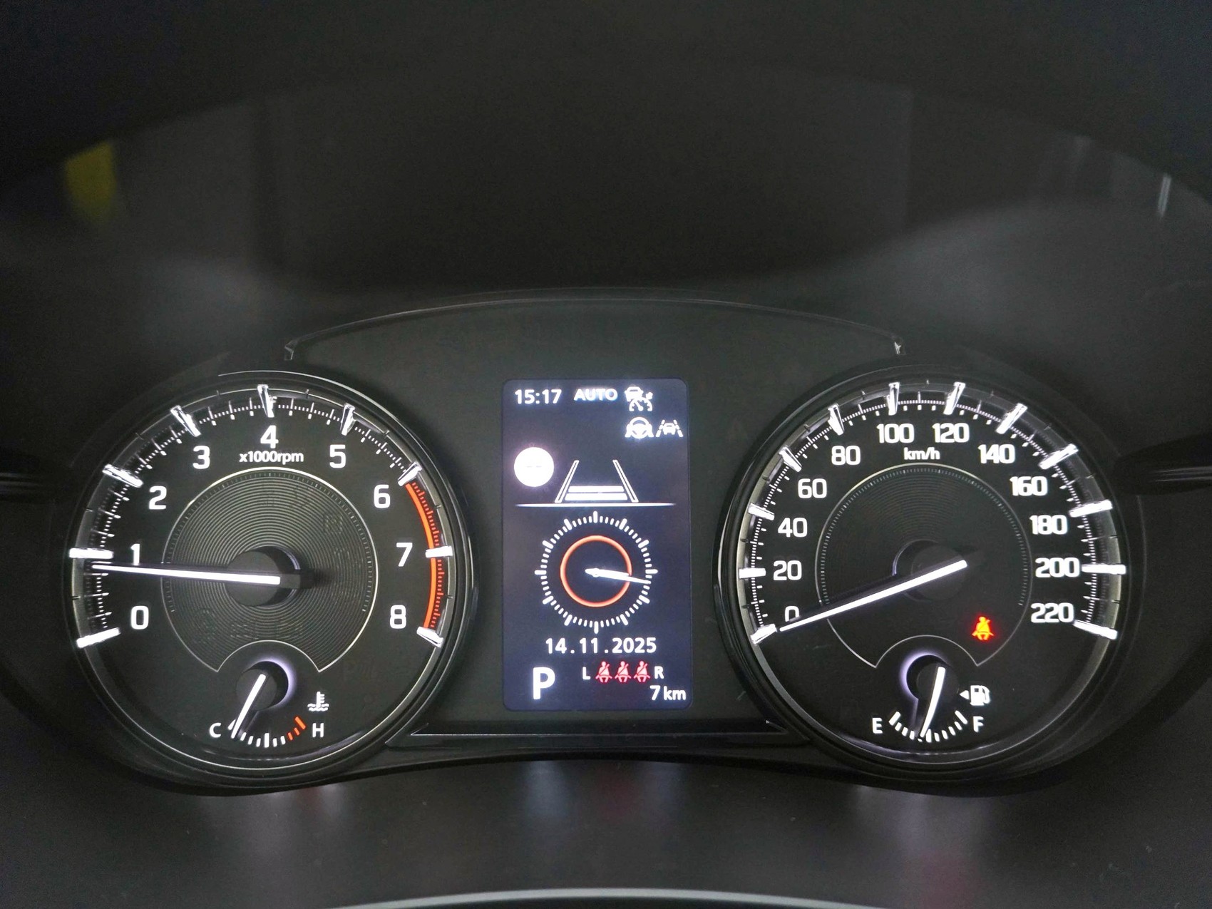 SUZUKI S-Cross 1.4 T Compact Top Hybrid 4x4-image-10