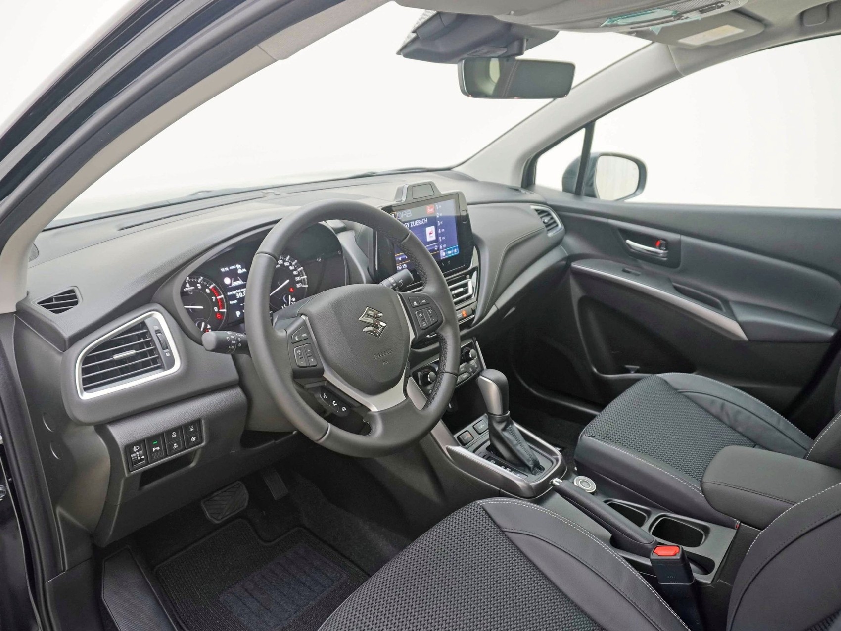SUZUKI S-Cross 1.4 T Compact Top Hybrid 4x4-image-7