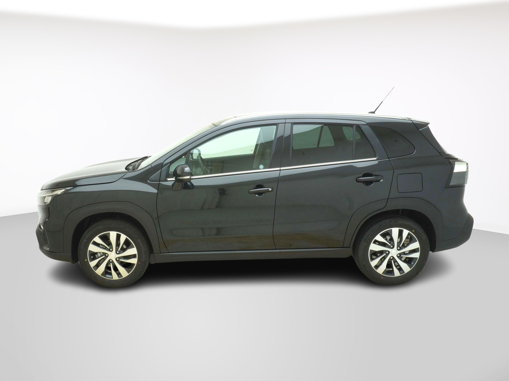 SUZUKI S-Cross 1.4 T Compact Top Hybrid 4x4-image-1