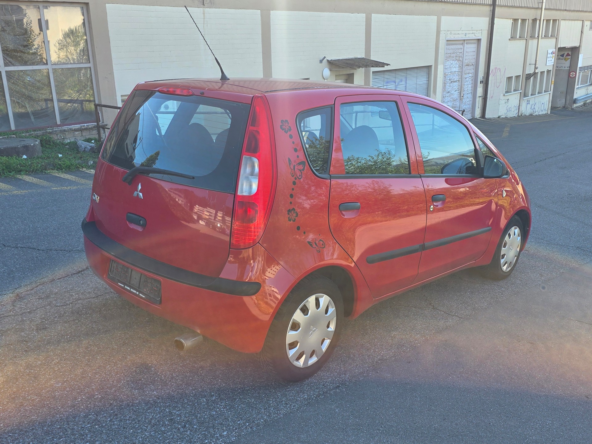 MITSUBISHI Colt 1.3 16V Inform Luxe-image-2