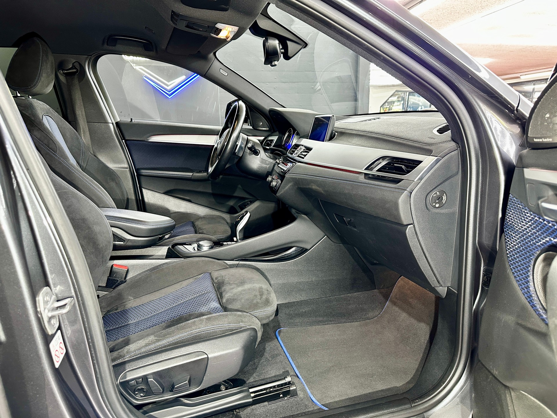 BMW X2 xDrive 20d M Sport Steptronic-image-13