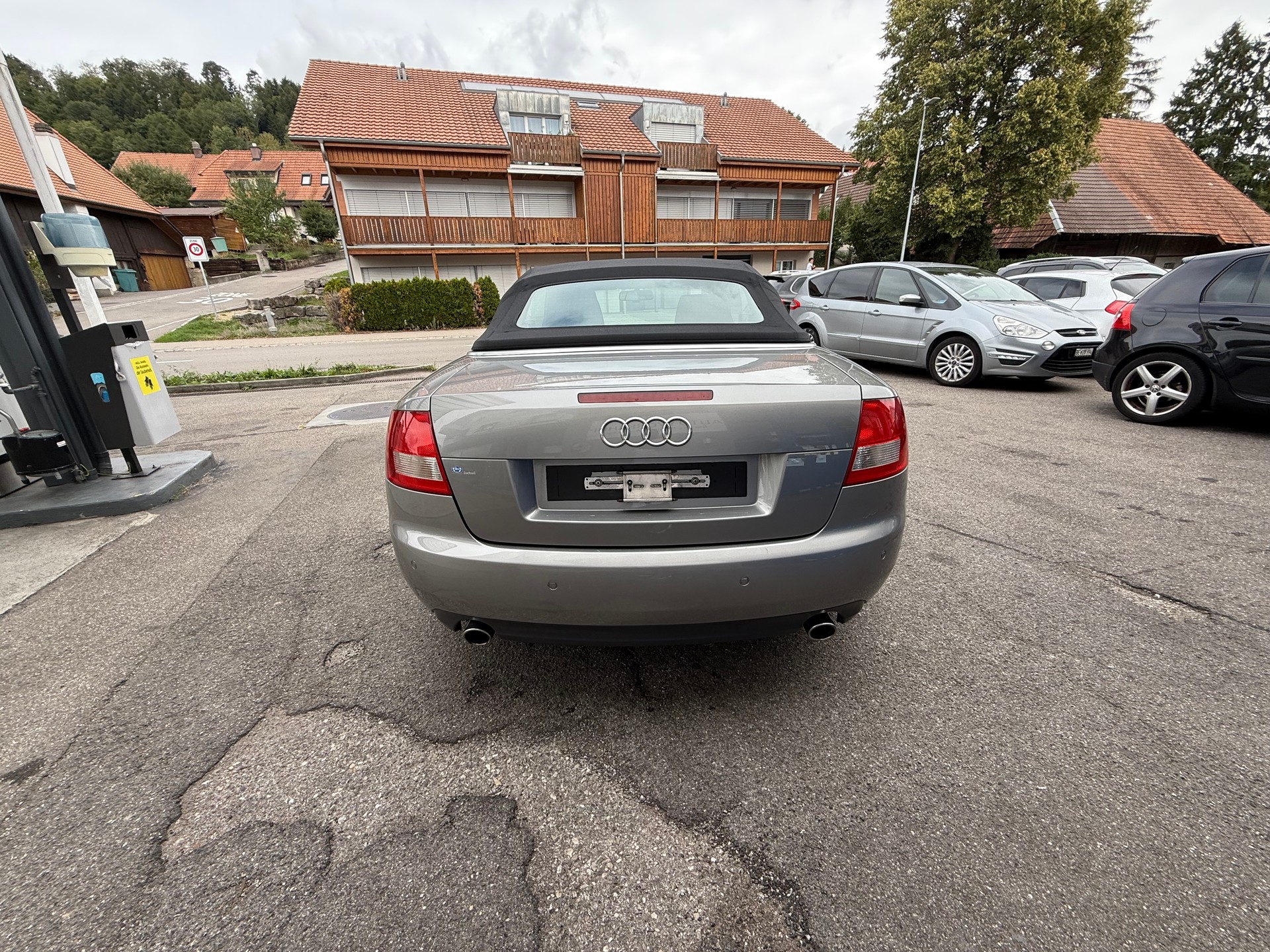 AUDI A4 Cabriolet 3.0 V6-image-2
