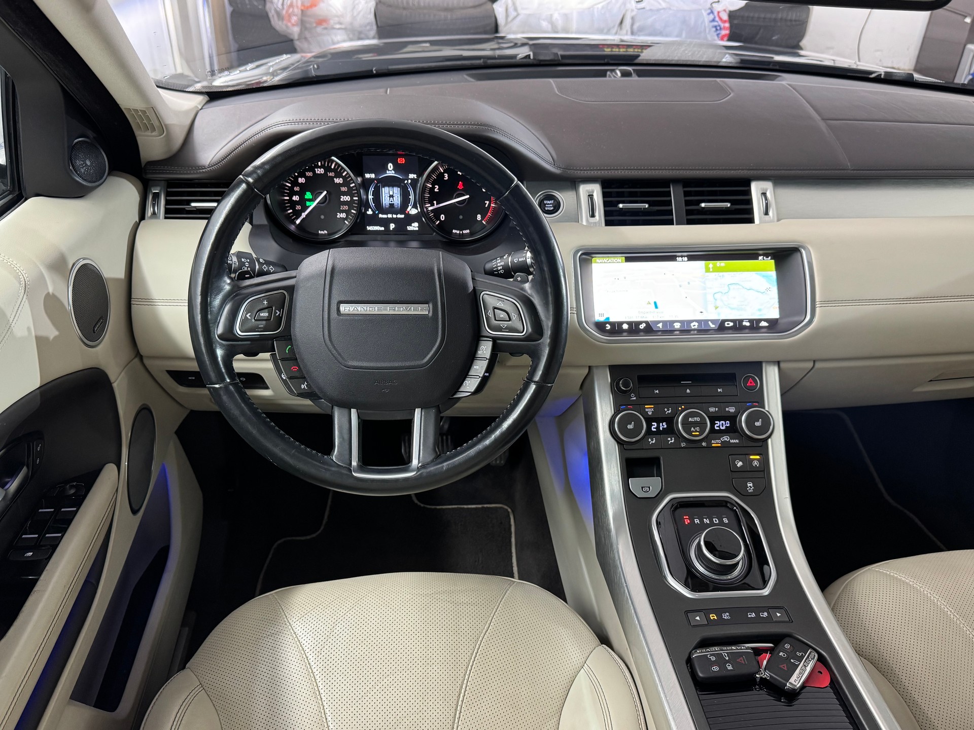 LAND ROVER Range Rover Evoque 2.0 Si4 Autobiography AT9-image-7