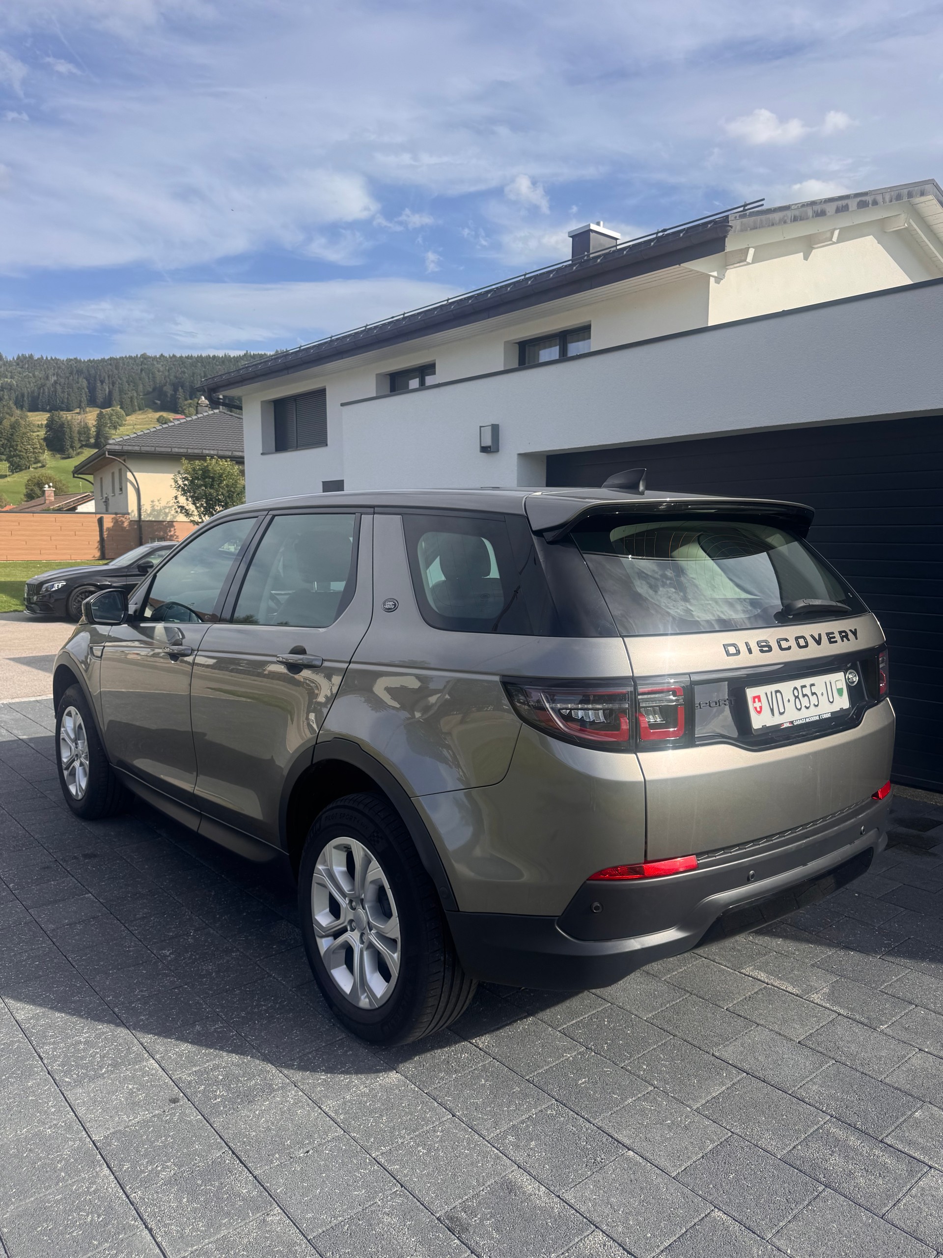 LAND ROVER Discovery Sport D200 2.0D TD4 MHEV SE AT9-image-6