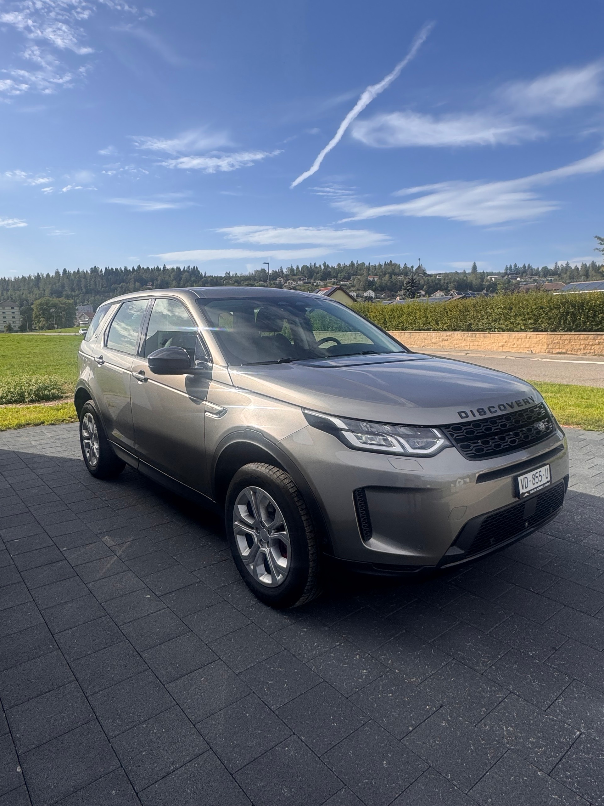 LAND ROVER Discovery Sport D200 2.0D TD4 MHEV SE AT9-image-3