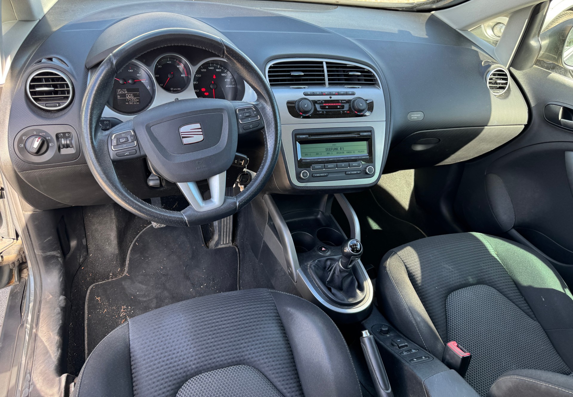 SEAT Altea XL Freetrack 2.0 TDI Style 4X4 (Klima * Alufelgen * Sensoren * Sitzheizung * Multilenkrad * BO5)-image-11