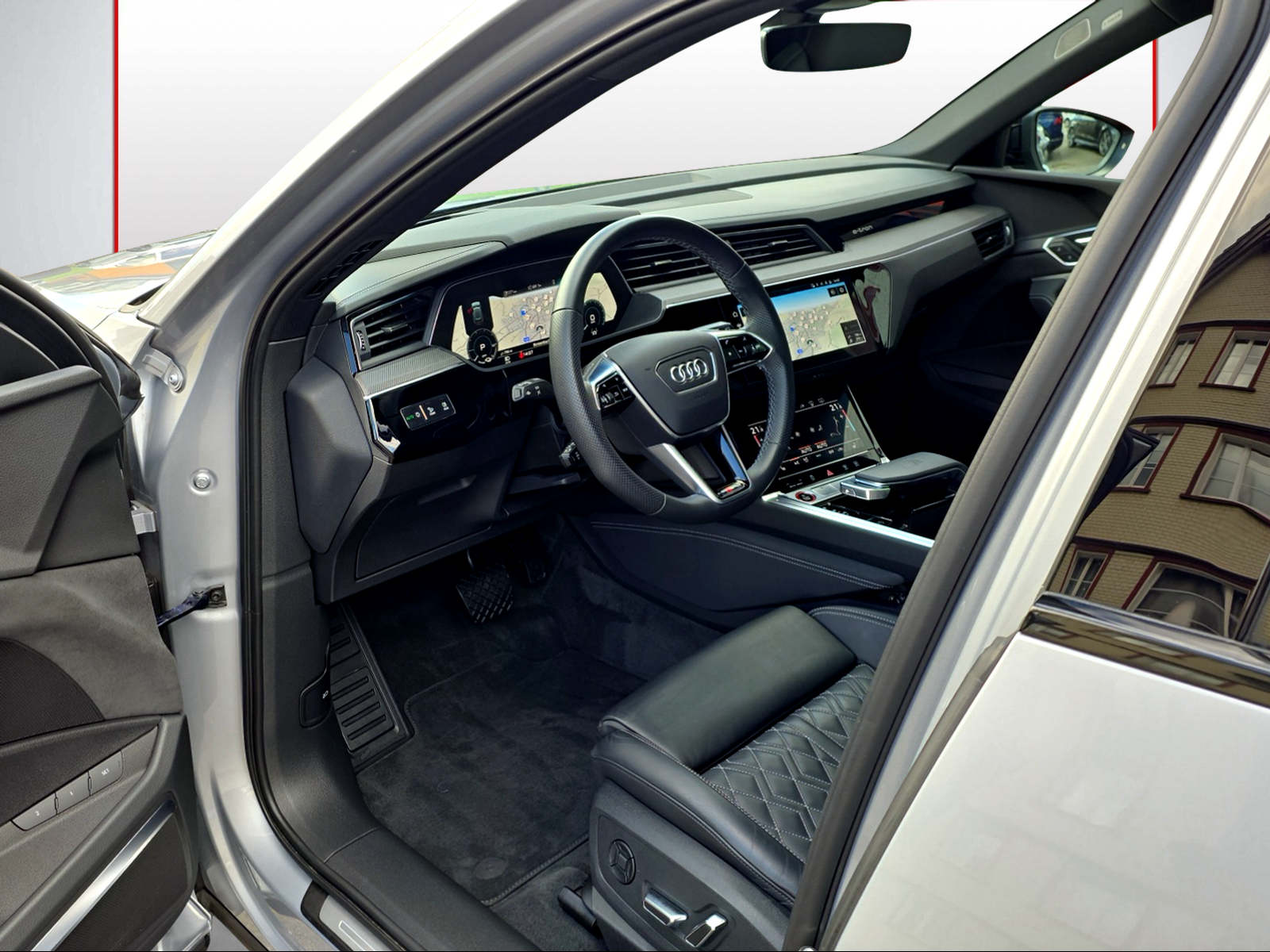 AUDI e-tron S quattro-image-5