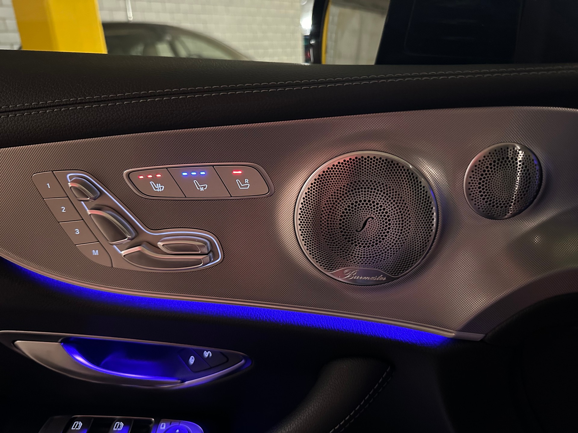 MERCEDES-BENZ E 400 AMG Line 4matic-image-2