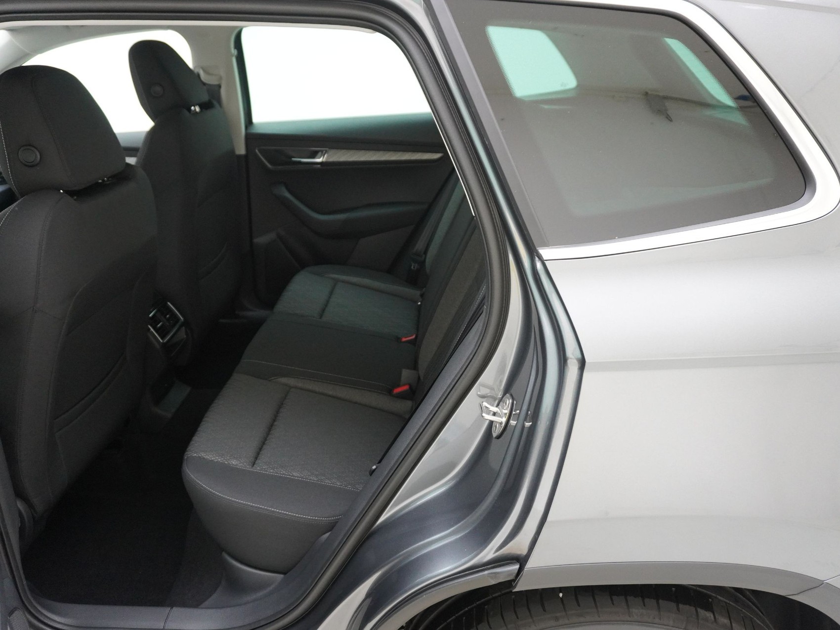 SKODA Karoq 2.0 TDI Selection-Lodge 4x4 DSG-image-10