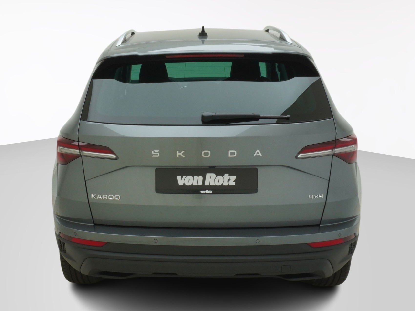 SKODA Karoq 2.0 TDI Selection-Lodge 4x4 DSG-image-2