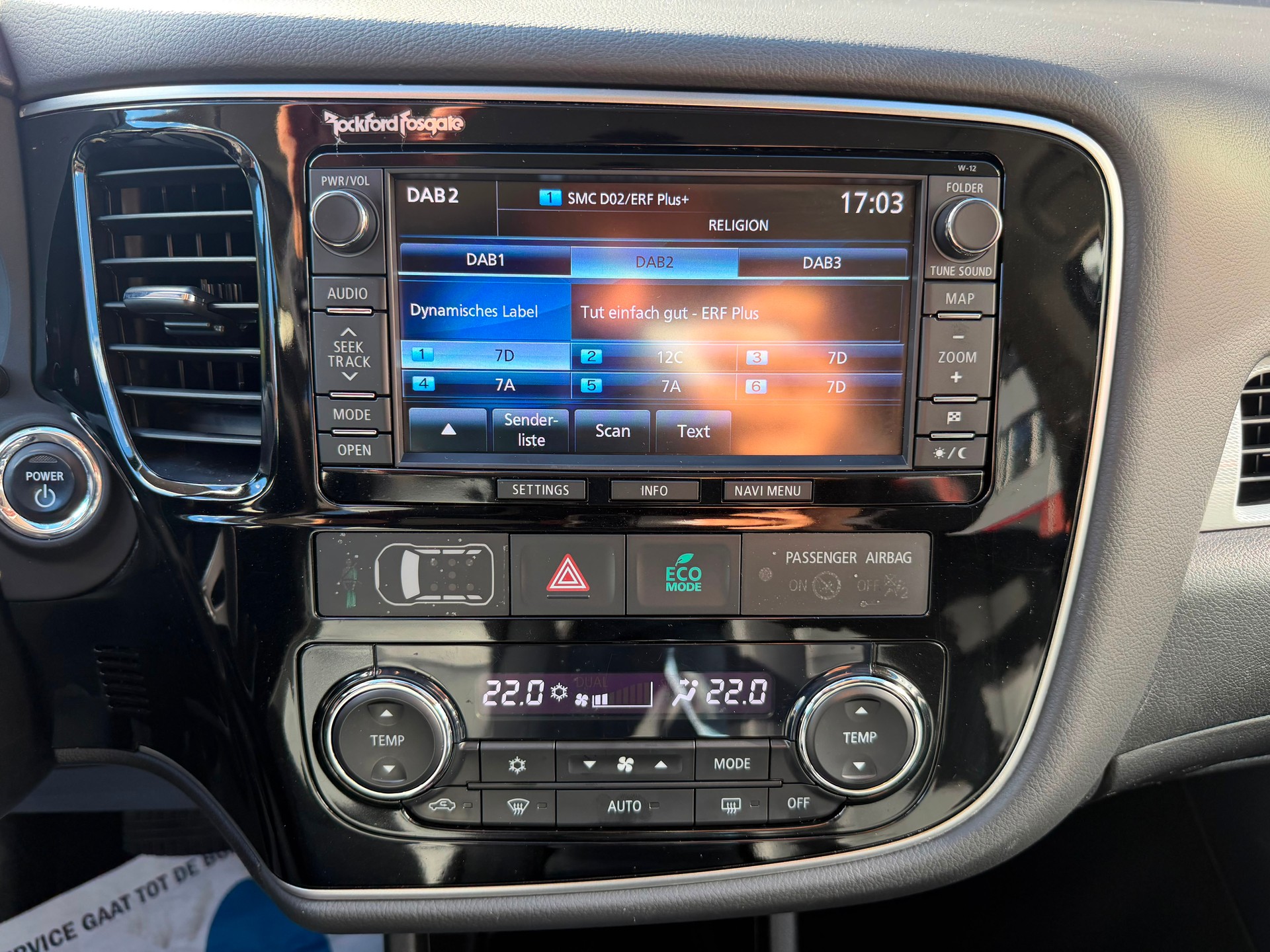 MITSUBISHI Outlander 2.0 PHEV Intense-image-9