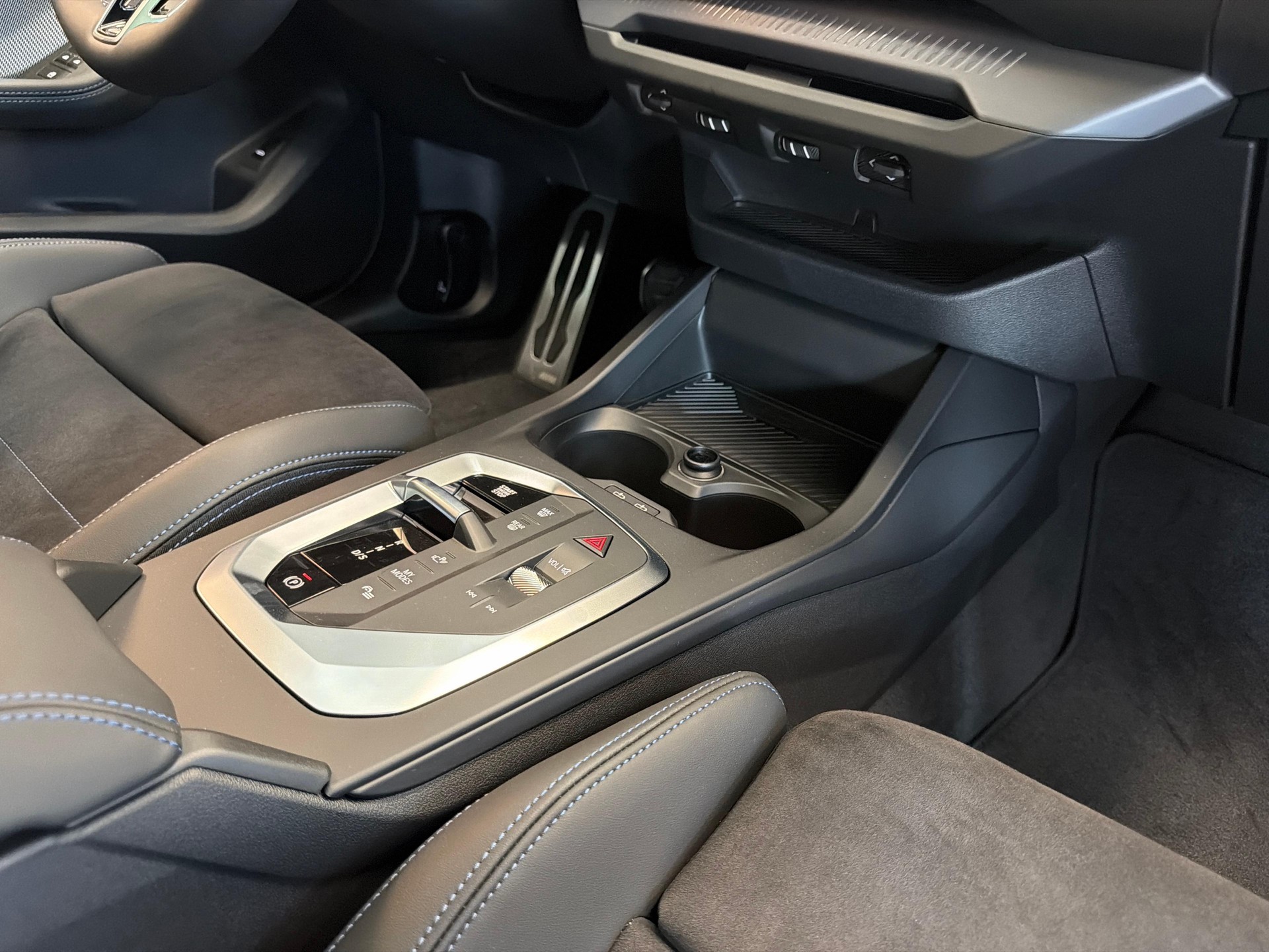 BMW M135i xDrive-image-15