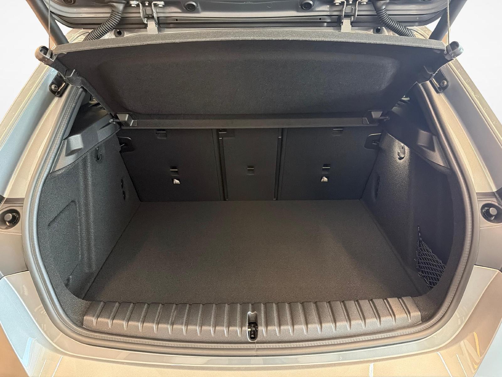 BMW M135i xDrive-image-19