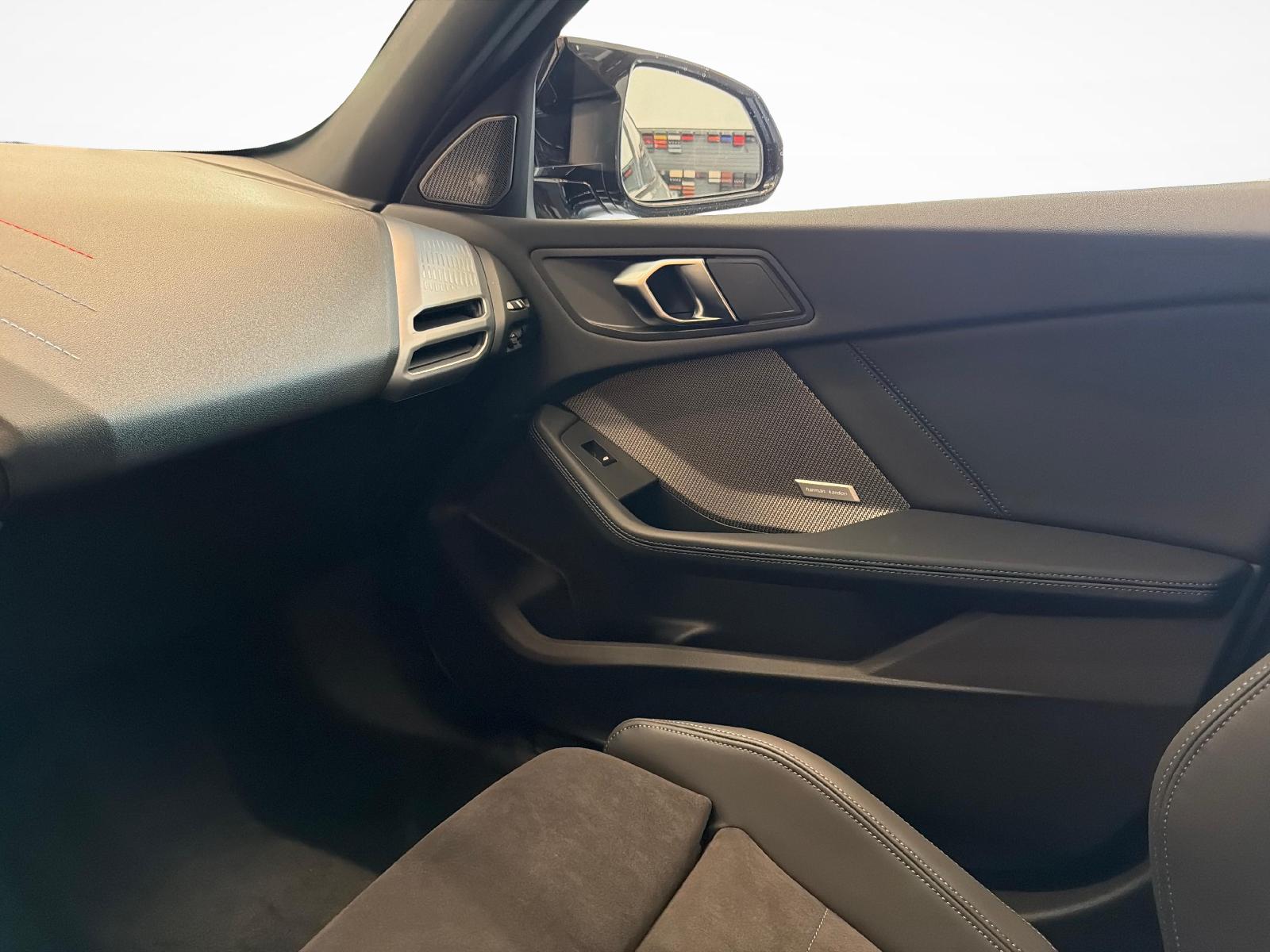 BMW M135i xDrive-image-16