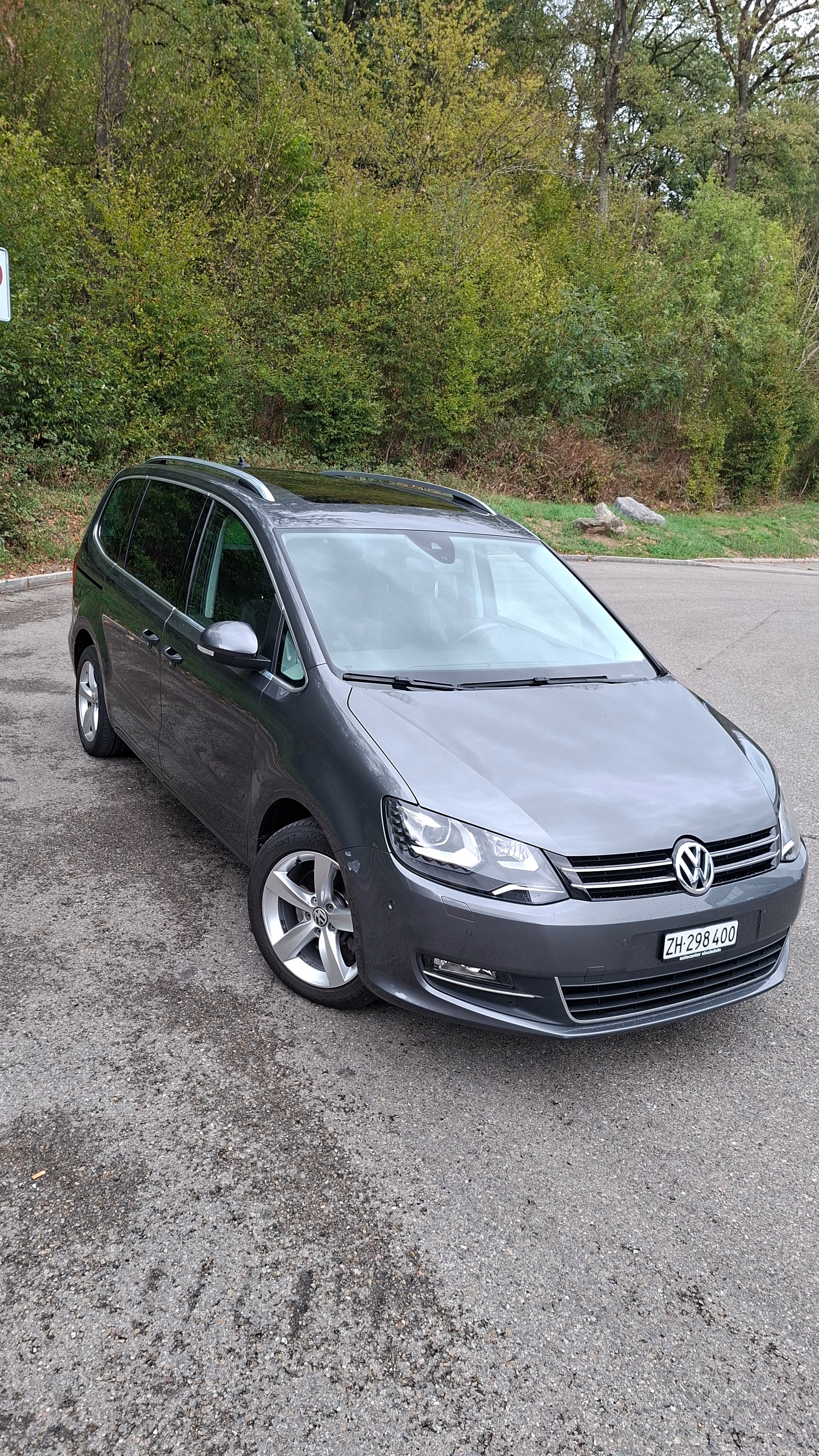 VW Sharan 2.0 TDI BlueMotion Tehnologi Highline-DSG.7 Plätze-image-2