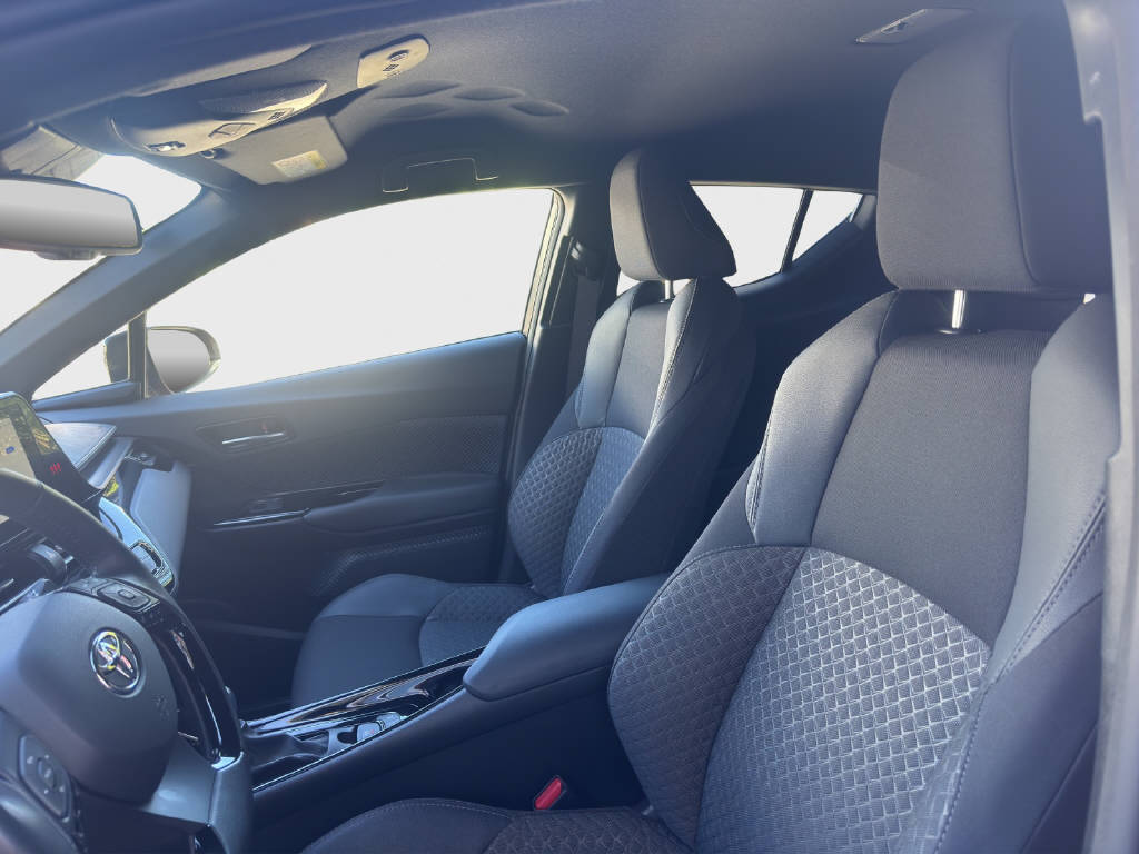 TOYOTA C-HR 1.8 VVTi HSD Trend-image-5