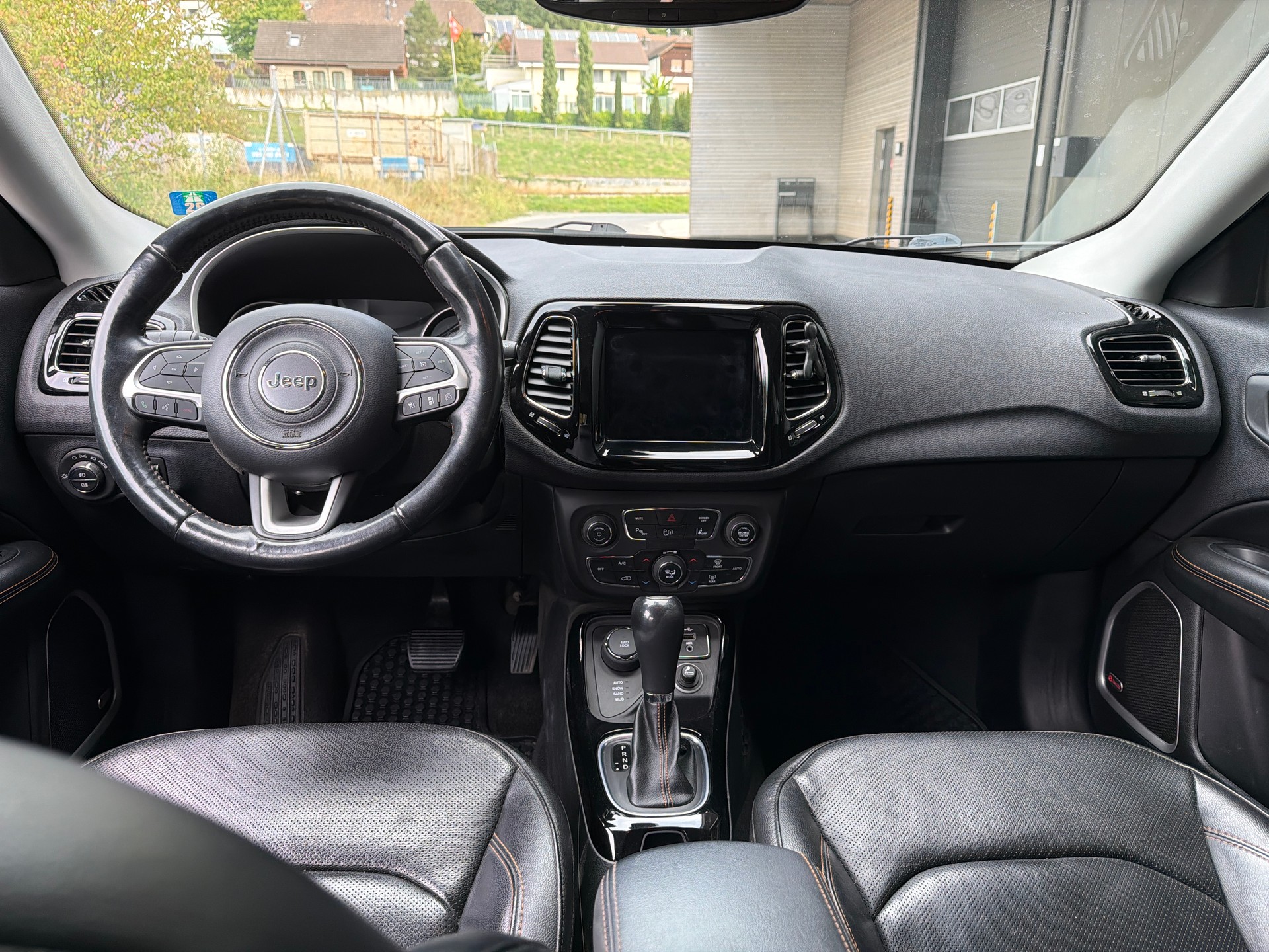 JEEP Compass 1.4 Turbo Limited AWD 9ATX-image-10