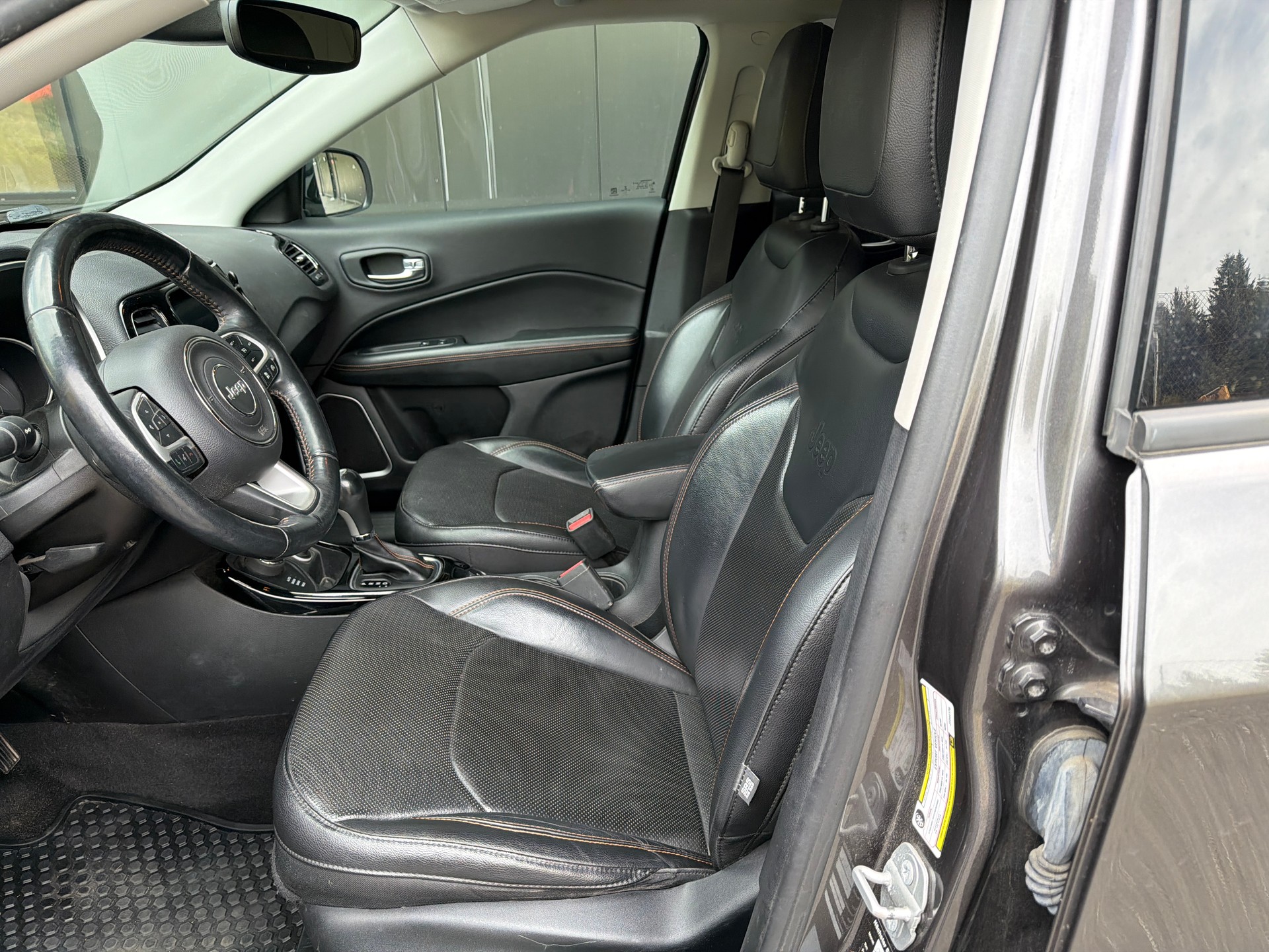 JEEP Compass 1.4 Turbo Limited AWD 9ATX-image-11