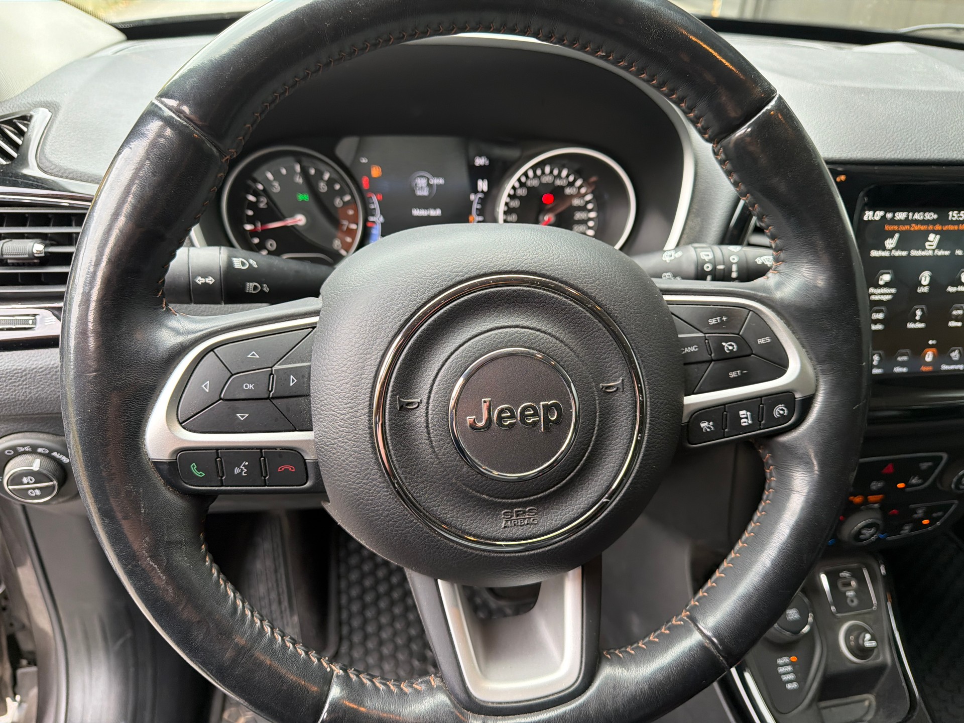 JEEP Compass 1.4 Turbo Limited AWD 9ATX-image-15