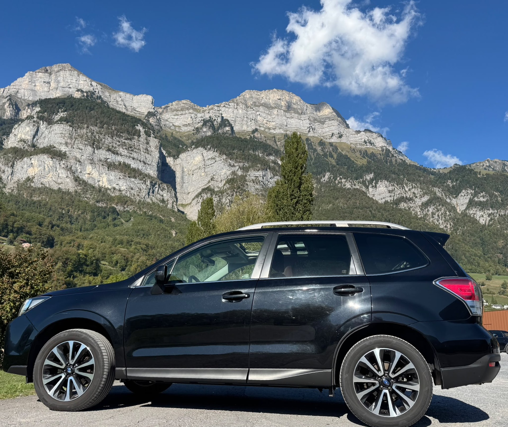 SUBARU Forester 2.0XT Luxury Lineartronic-image-4