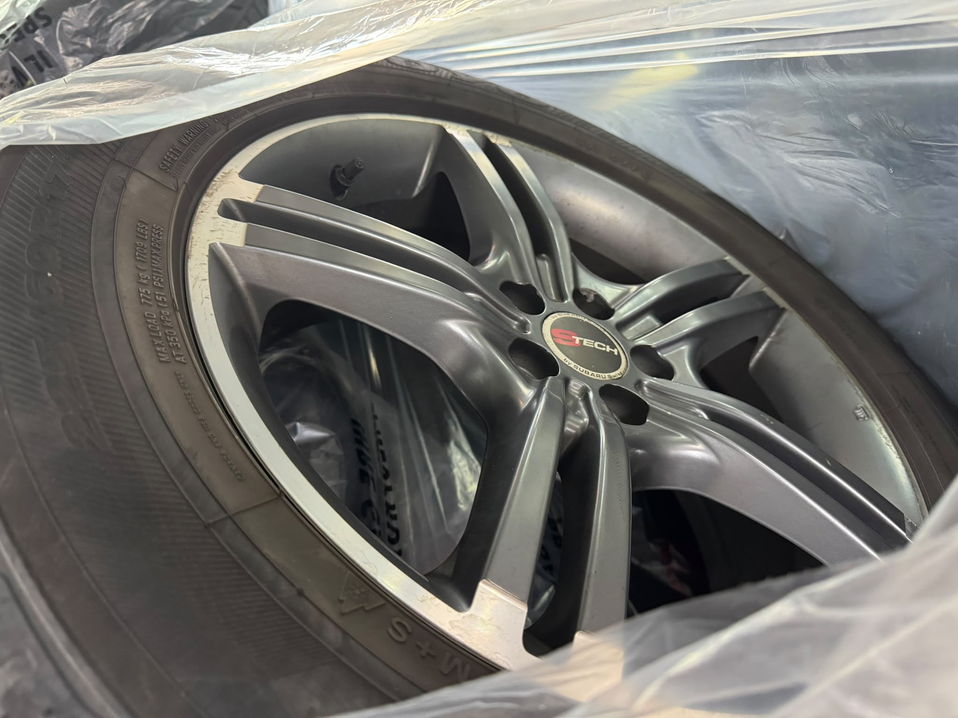 SUBARU Forester 2.0XT Luxury Lineartronic-image-10