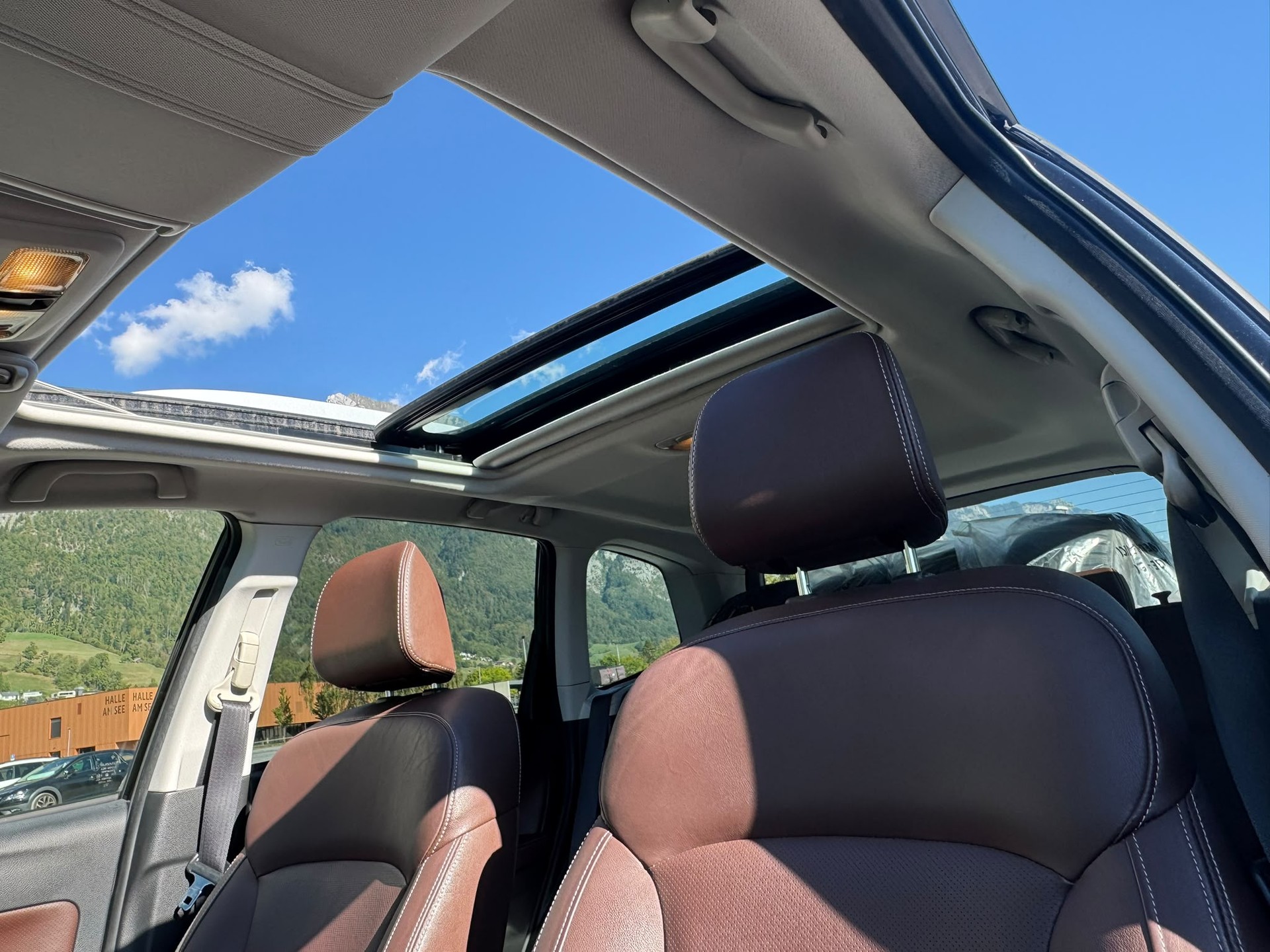 SUBARU Forester 2.0XT Luxury Lineartronic-image-17