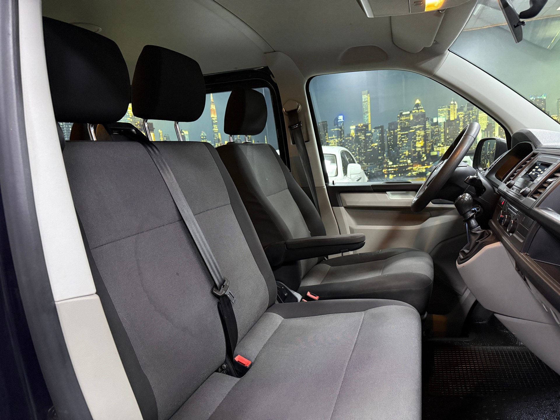 VW T6 2.0 TDI-image-7
