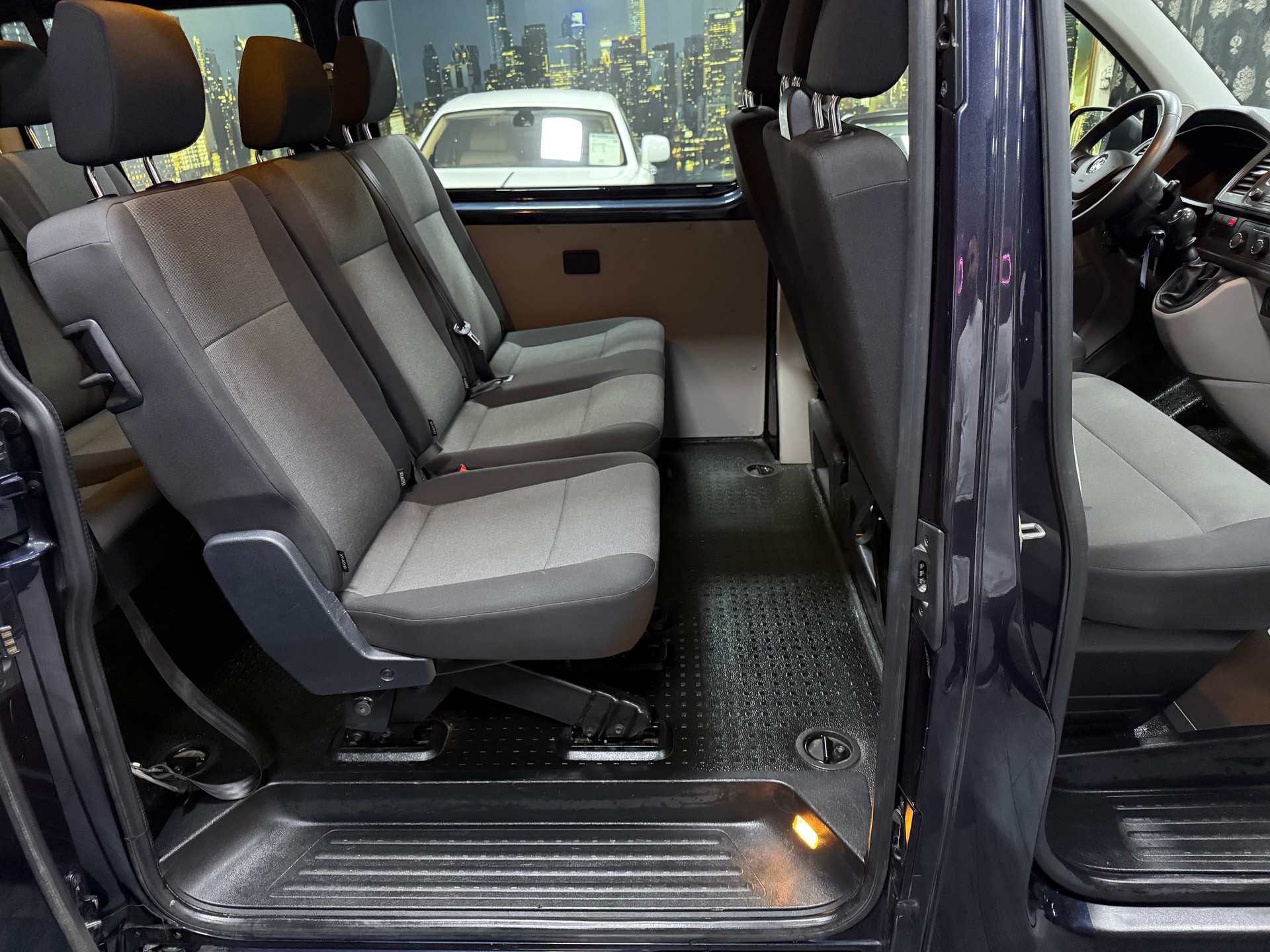 VW T6 2.0 TDI-image-8