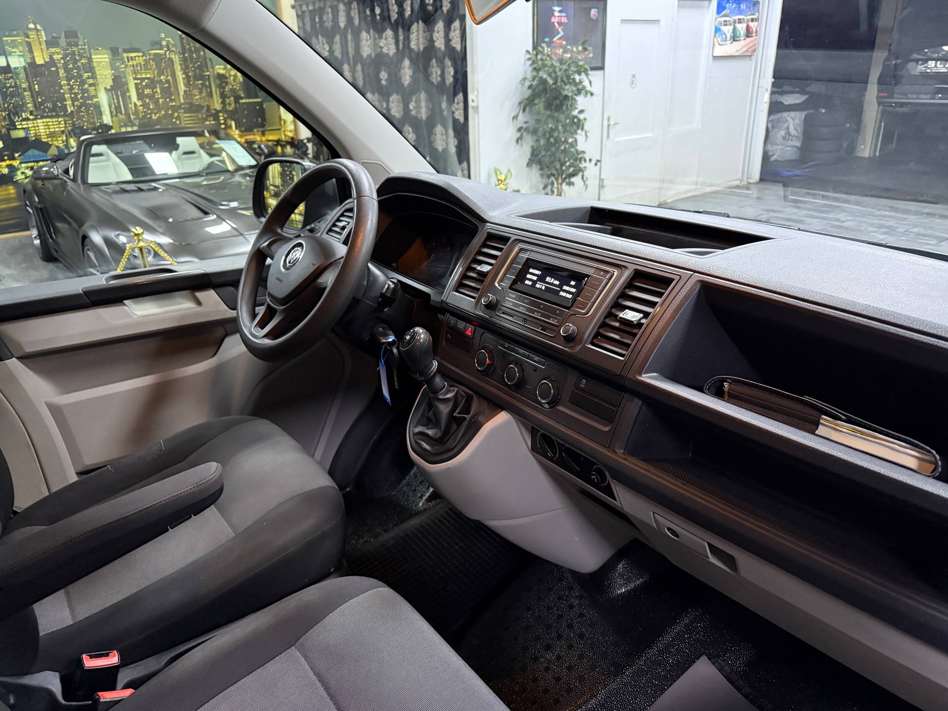 VW T6 2.0 TDI-image-5