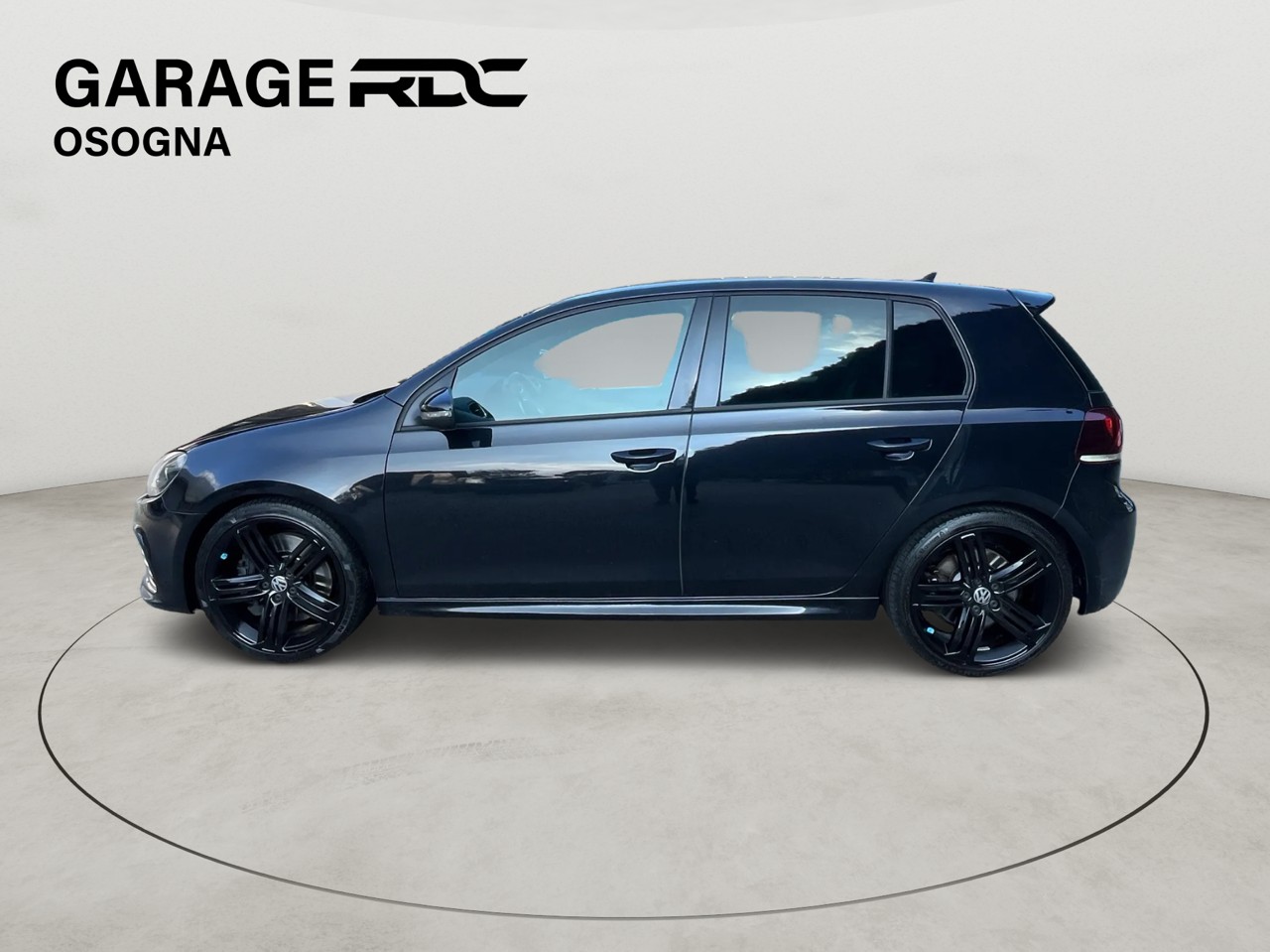 VW VW Golf R 4Motion-image-6