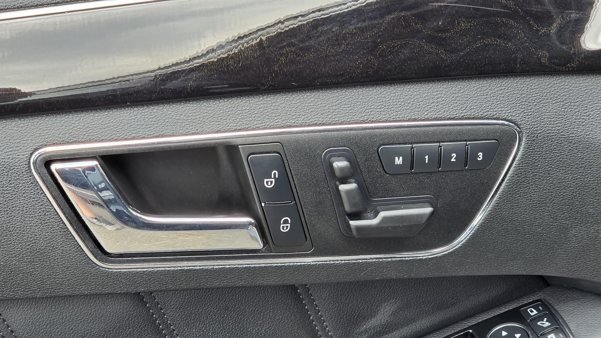 MERCEDES-BENZ E 350 V6 BlueEF-image-3