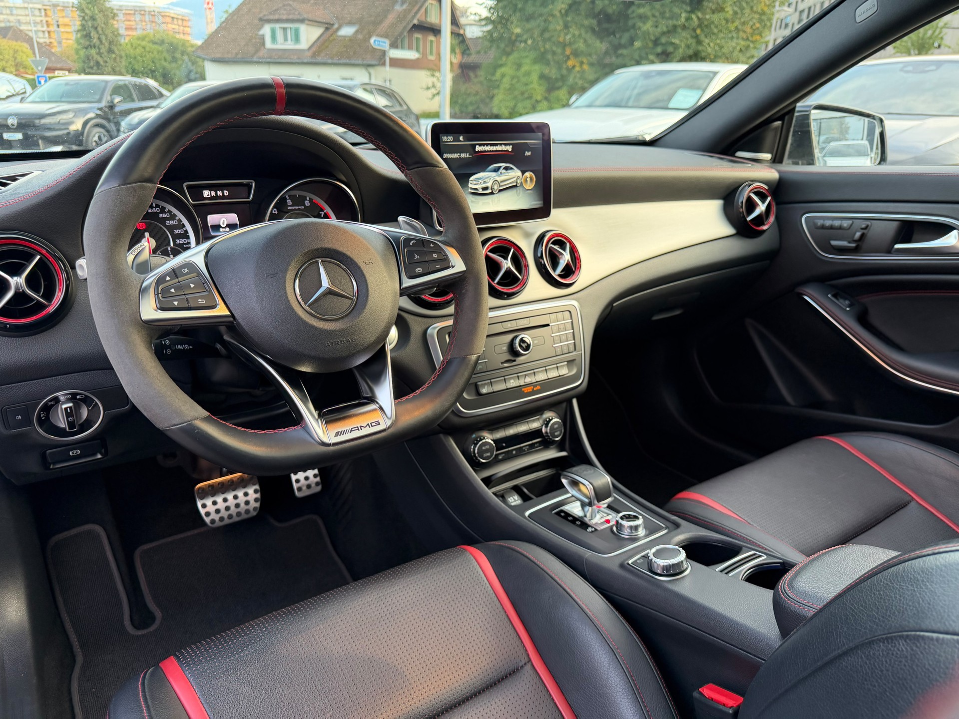 MERCEDES-BENZ CLA 45 AMG 4Matic Speedshift-image-30