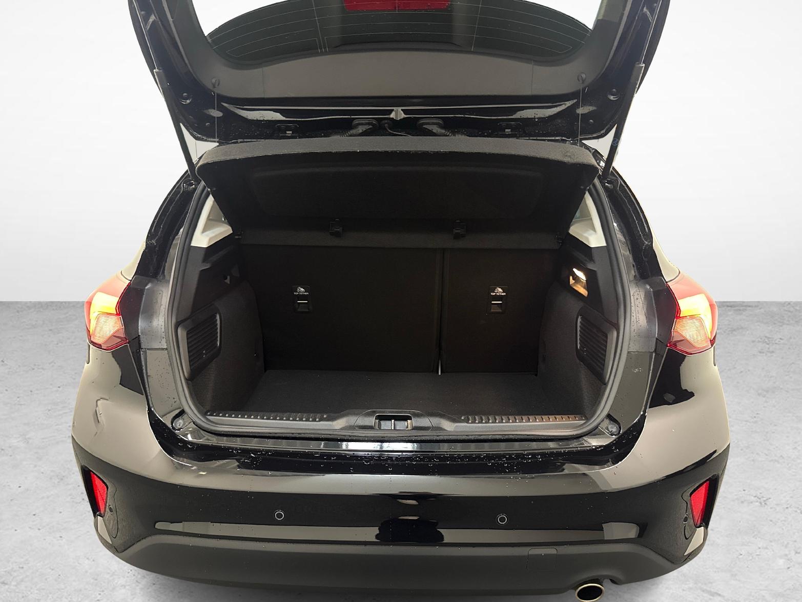 FORD Focus 1.0i EcoB Hybrid 125 Cool & Connect-image-11