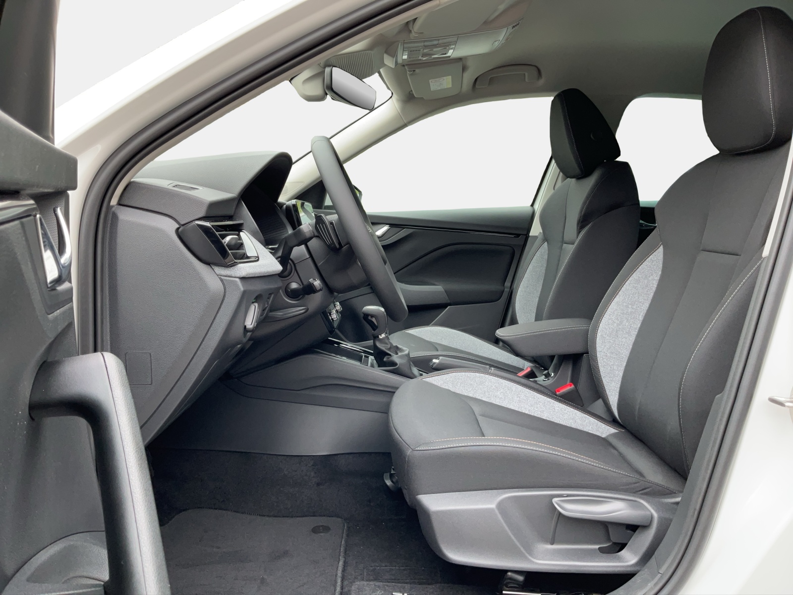 SKODA Kamiq 1.0 TSI Selection DSG-image-6