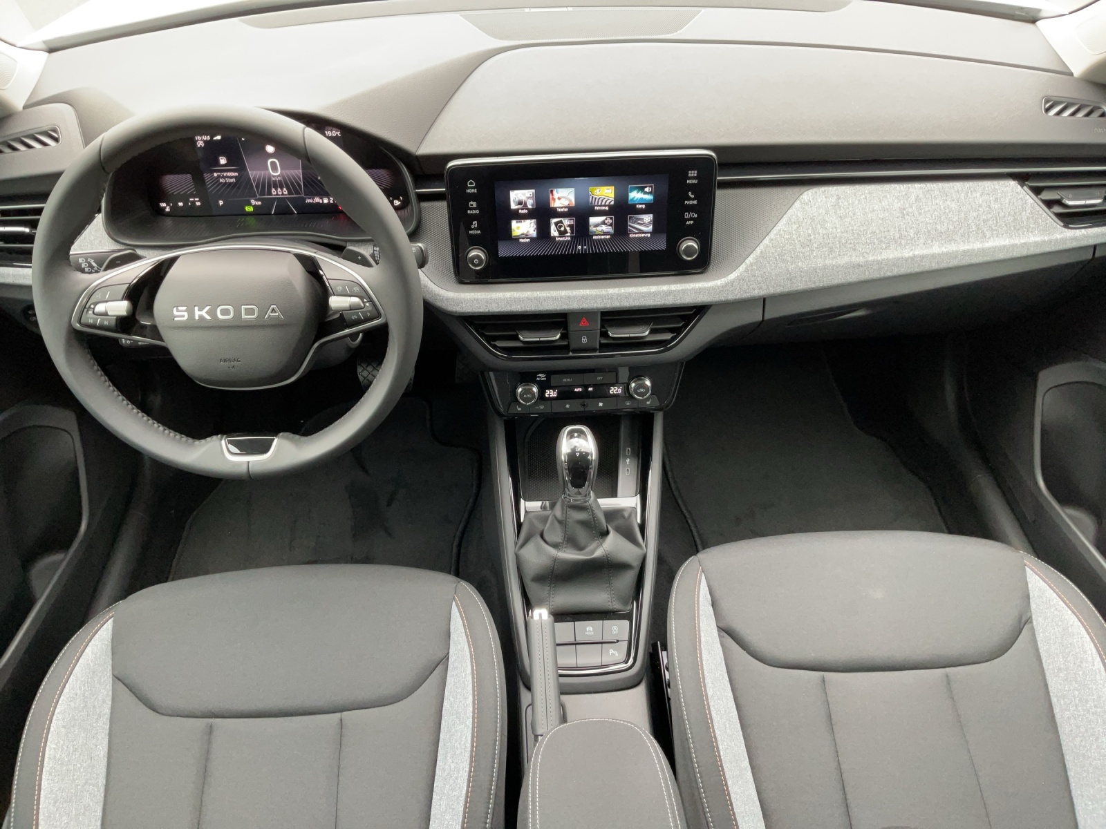 SKODA Kamiq 1.0 TSI Selection DSG-image-9