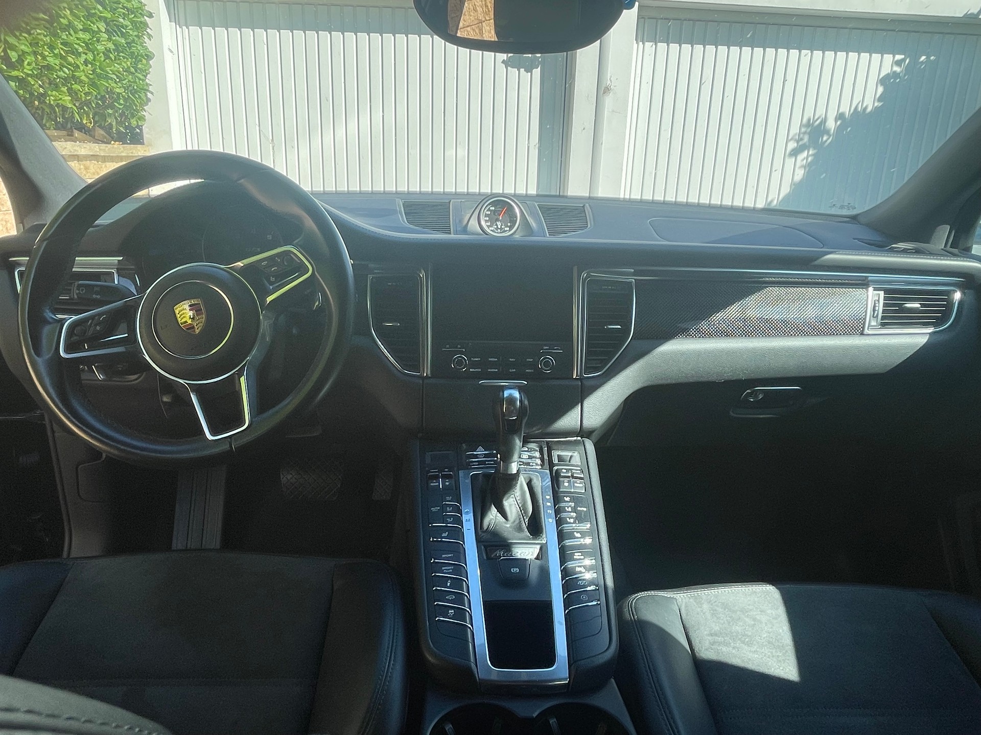 PORSCHE GTS-image-7