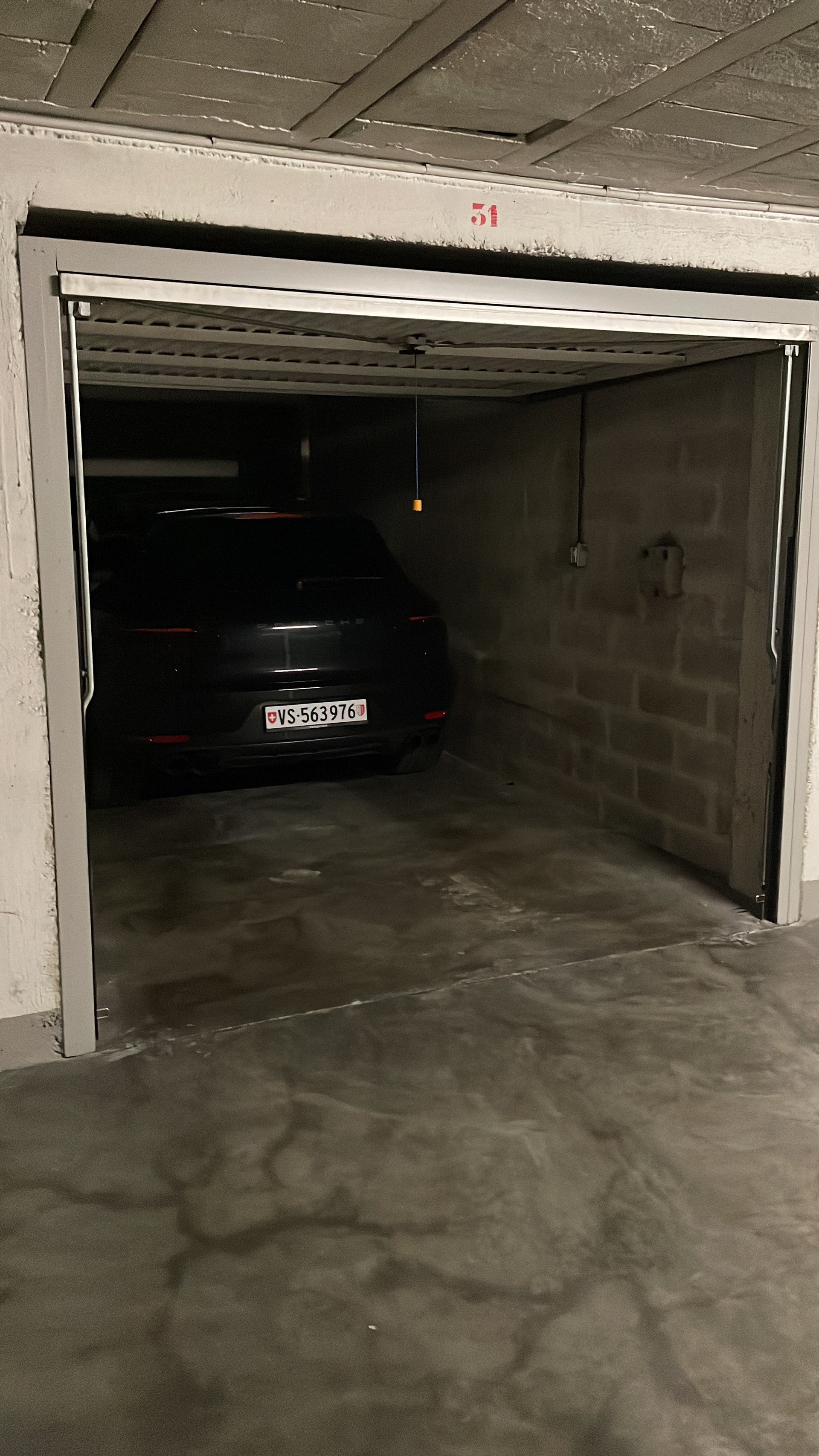 PORSCHE GTS-image-16