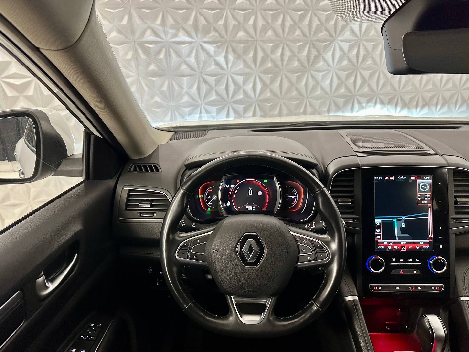 RENAULT Koleos 2.0 dCi Intens 4WD Xtronic CVT-image-23