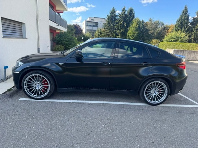 BMW 50i xDrive-image-3