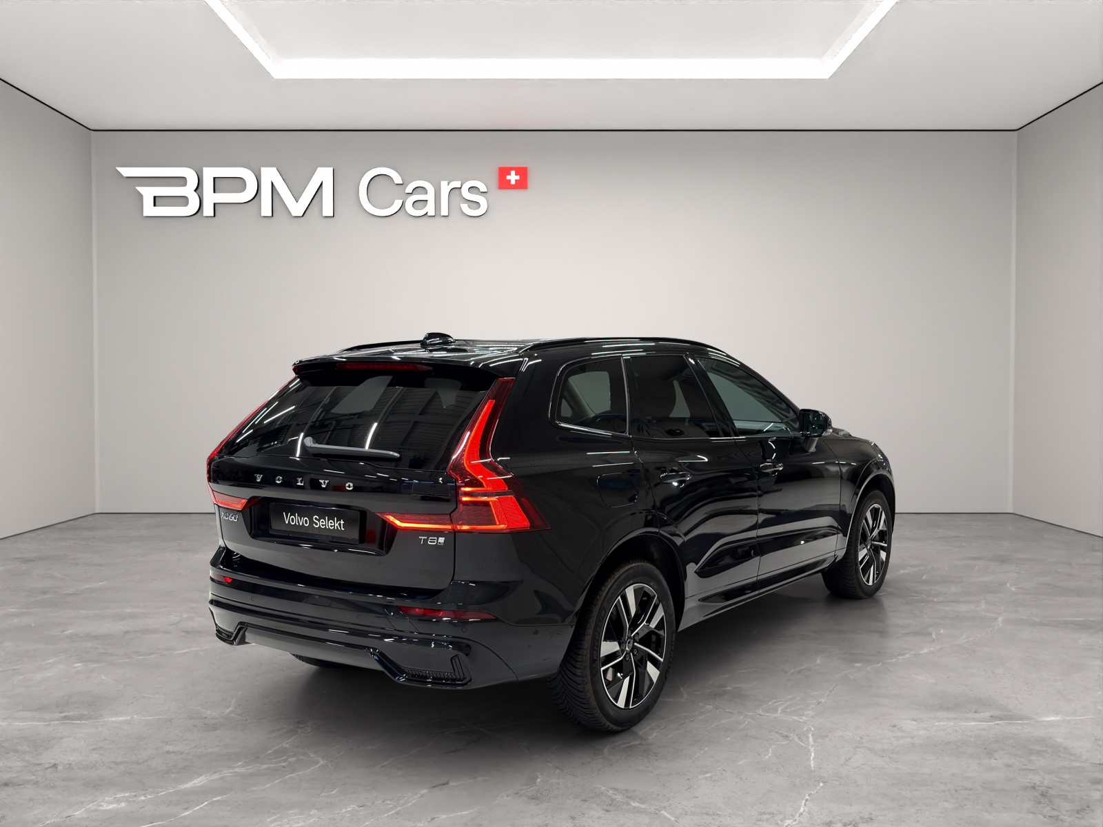 VOLVO XC60 2.0 T8 TE Plus Dark eAWD-image-3