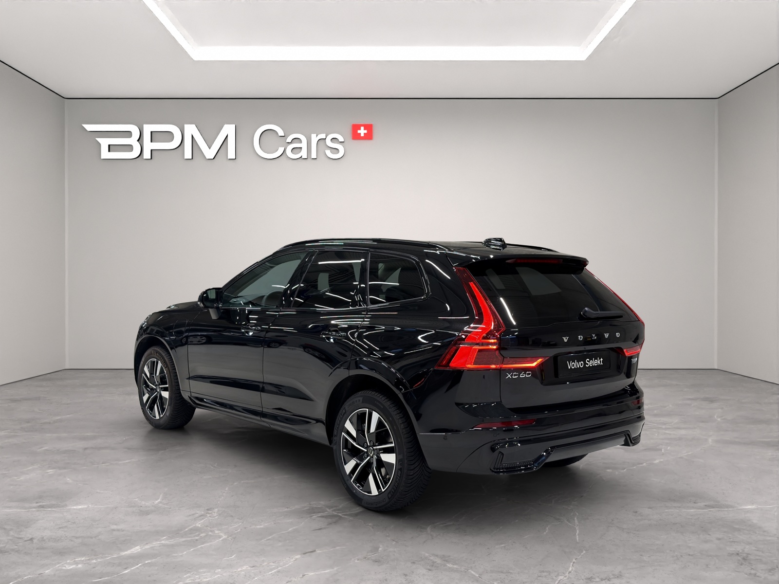VOLVO XC60 2.0 T8 TE Plus Dark eAWD-image-5