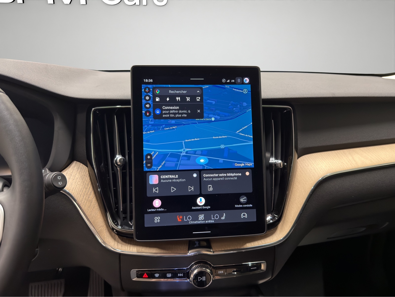 VOLVO XC60 2.0 T8 TE Plus Dark eAWD-image-12